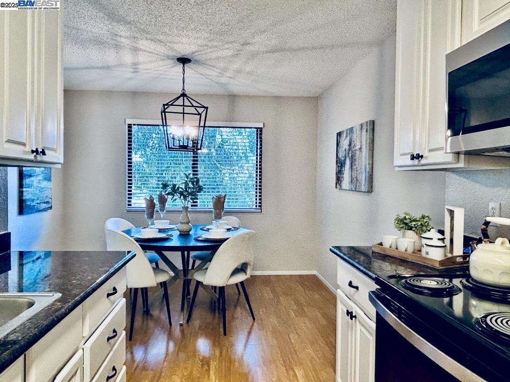Detail Gallery Image 6 of 23 For 900 Cambridge Dr #26,  Benicia,  CA 94510 - 2 Beds | 1 Baths