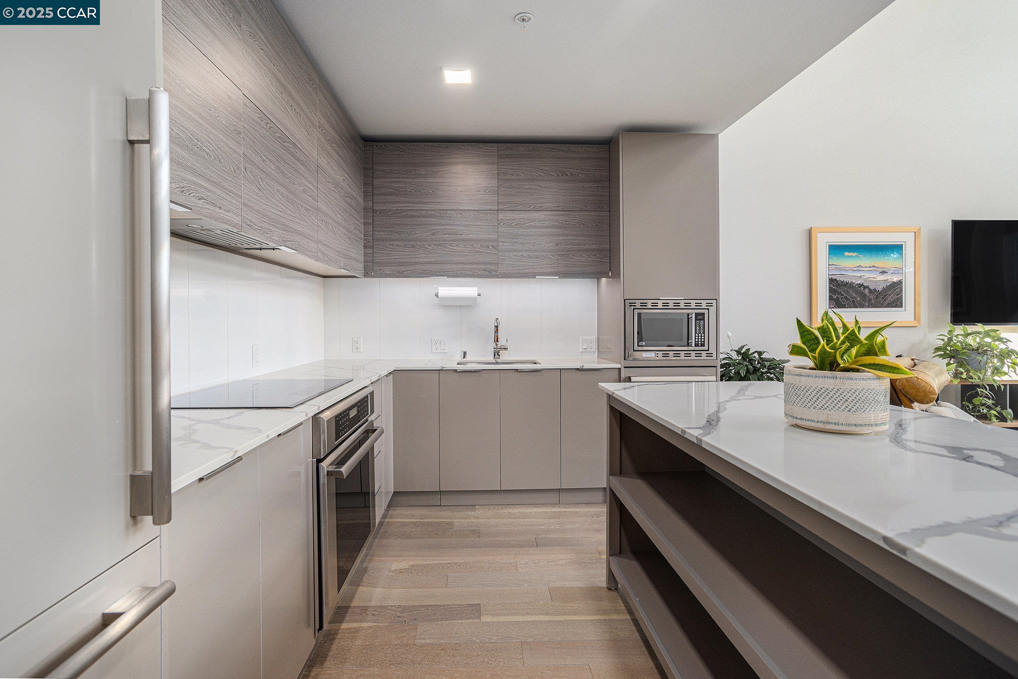 Detail Gallery Image 12 of 44 For 1605 Riviera Ave #602,  Walnut Creek,  CA 94596 - 2 Beds | 2/1 Baths