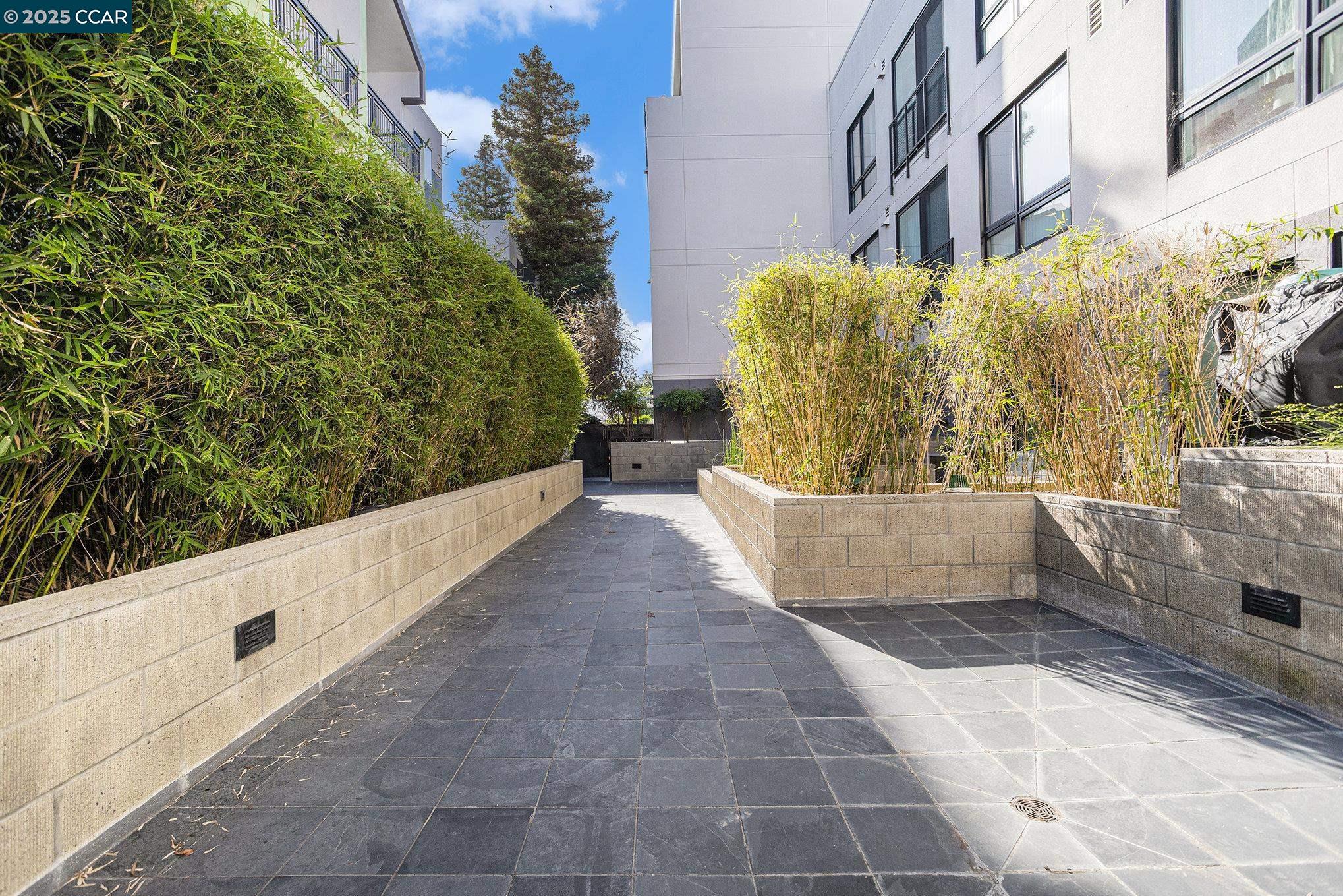 Detail Gallery Image 42 of 44 For 1605 Riviera Ave #602,  Walnut Creek,  CA 94596 - 2 Beds | 2/1 Baths