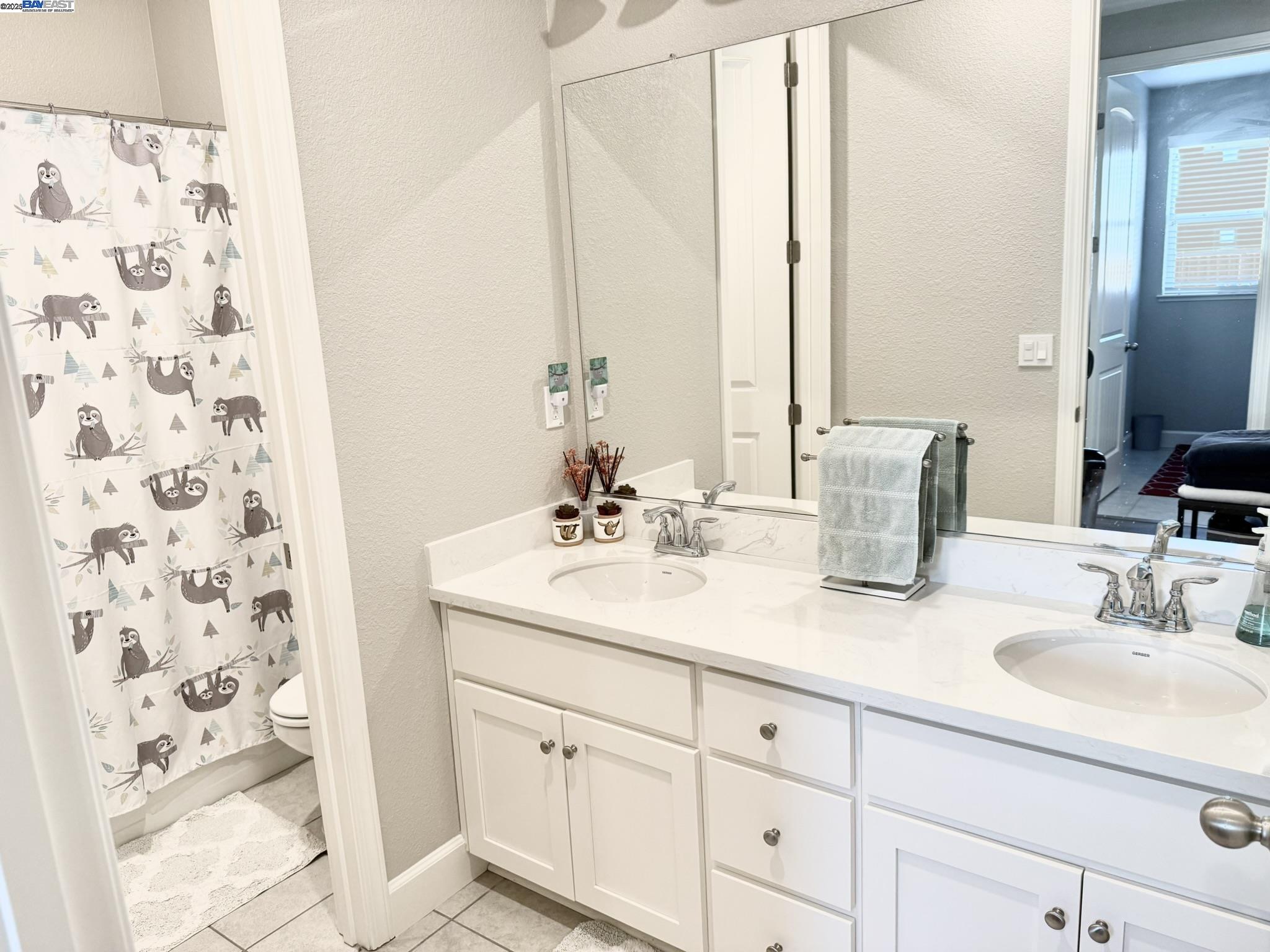 Detail Gallery Image 16 of 27 For 5275 Waterleaf Ln, Fairfield,  CA 94534 - 4 Beds | 3 Baths