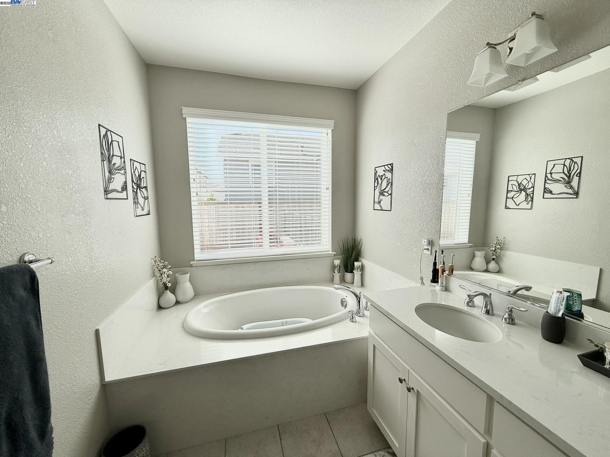 Detail Gallery Image 21 of 27 For 5275 Waterleaf Ln, Fairfield,  CA 94534 - 4 Beds | 3 Baths