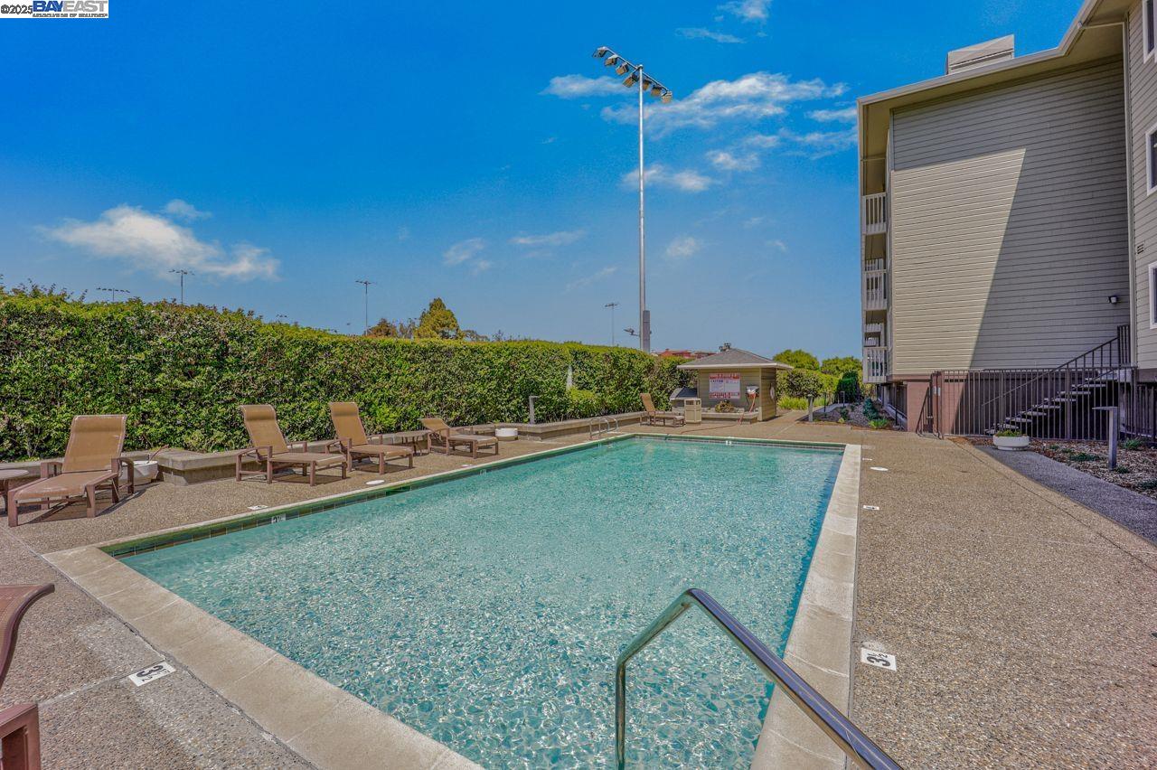 Detail Gallery Image 29 of 29 For 300 Murchison Dr #321,  Millbrae,  CA 94030 - 2 Beds | 2 Baths