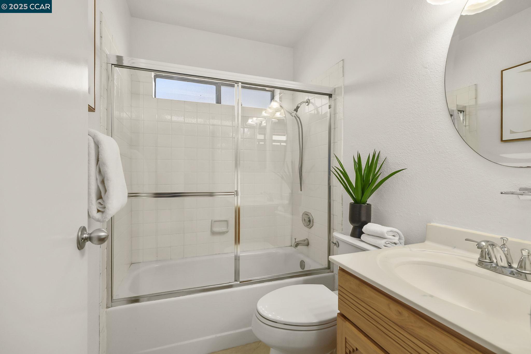 Detail Gallery Image 23 of 30 For 2098 Mendocino Dr, Bay Point,  CA 94565 - 3 Beds | 2 Baths