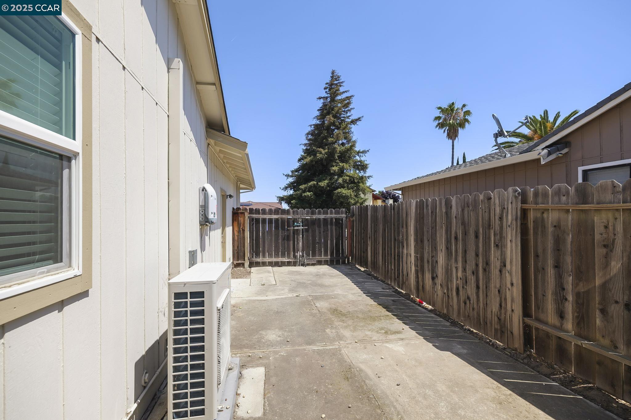 Detail Gallery Image 27 of 30 For 2098 Mendocino Dr, Bay Point,  CA 94565 - 3 Beds | 2 Baths