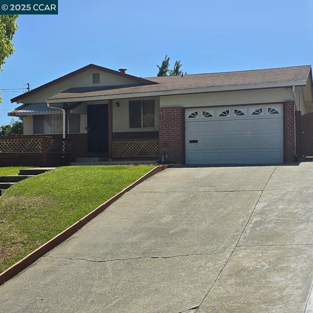 Detail Gallery Image 1 of 1 For 831 6th St, Vallejo,  CA 94590 - 3 Beds | 2 Baths