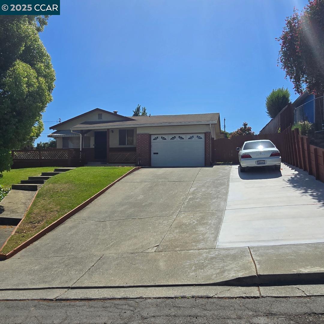 831 6Th St, Vallejo, California 94590, 3 Bedrooms Bedrooms, 6 Rooms Rooms,2 BathroomsBathrooms,Residential,For Sale,831 6Th St,41098654