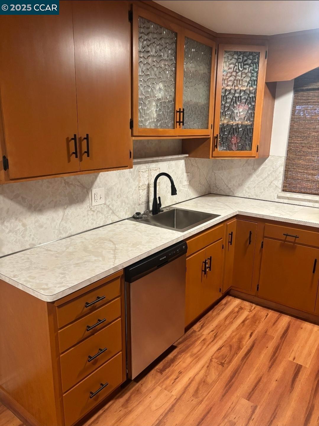 831 6Th St, Vallejo, California 94590, 3 Bedrooms Bedrooms, 6 Rooms Rooms,2 BathroomsBathrooms,Residential,For Sale,831 6Th St,41098654