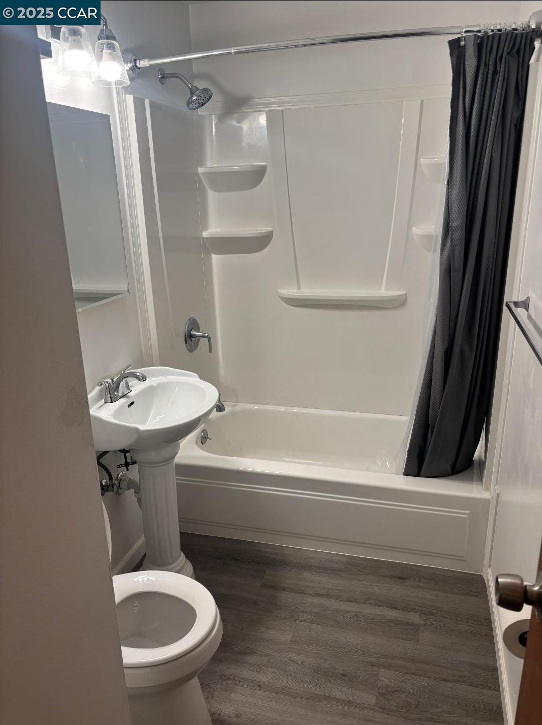 831 6Th St, Vallejo, California 94590, 3 Bedrooms Bedrooms, 6 Rooms Rooms,2 BathroomsBathrooms,Residential,For Sale,831 6Th St,41098654