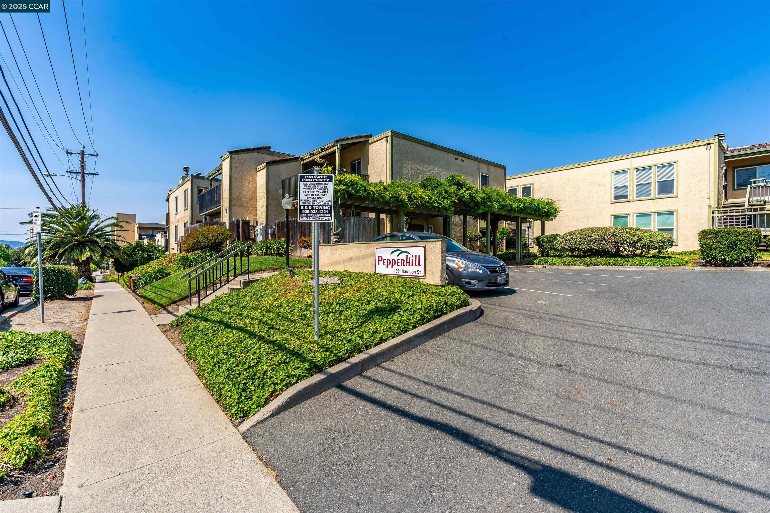 Detail Gallery Image 2 of 42 For 1851 Harrison St #6,  Concord,  CA 94520 - 2 Beds | 1 Baths