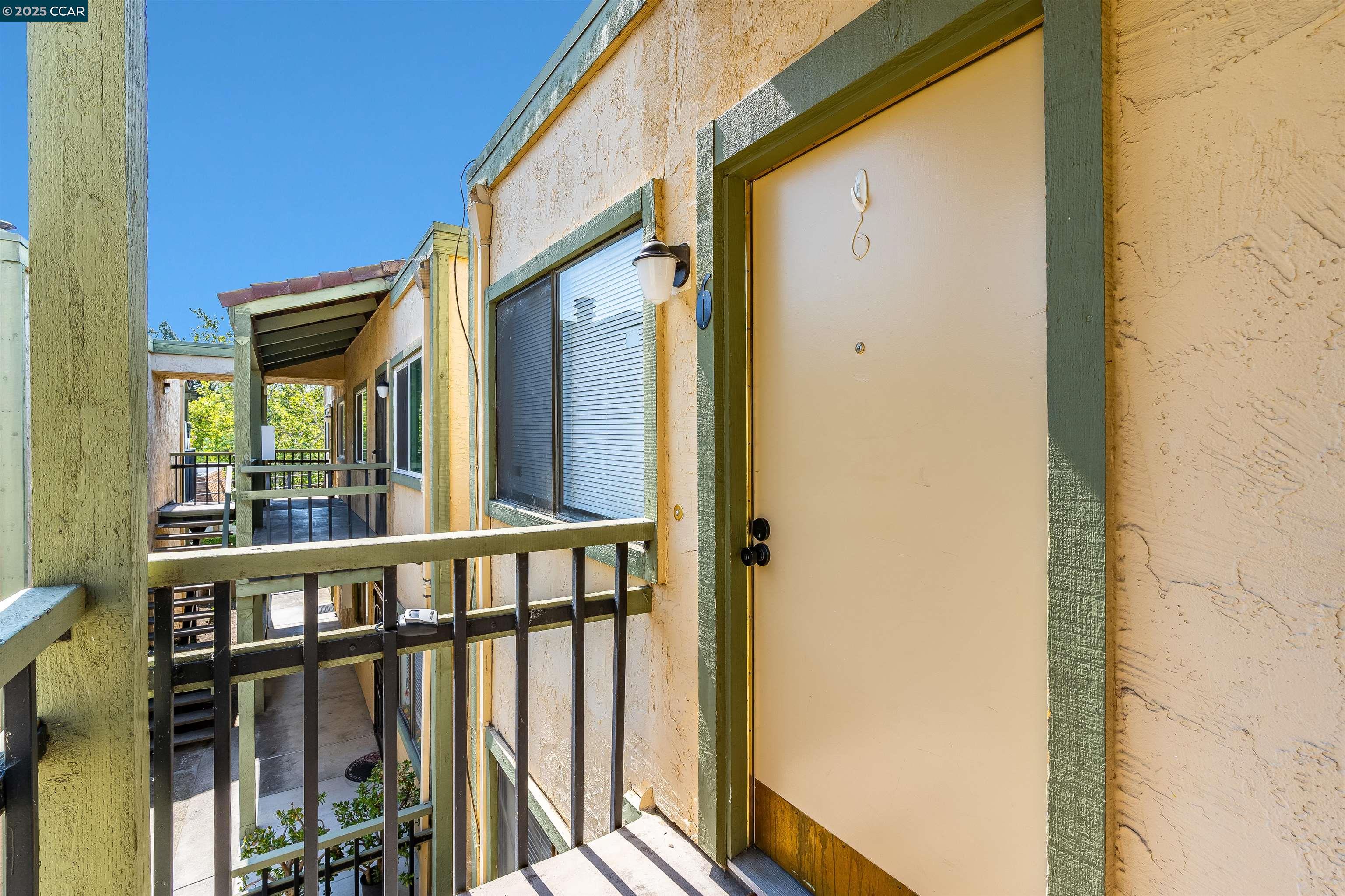 Detail Gallery Image 11 of 42 For 1851 Harrison St #6,  Concord,  CA 94520 - 2 Beds | 1 Baths