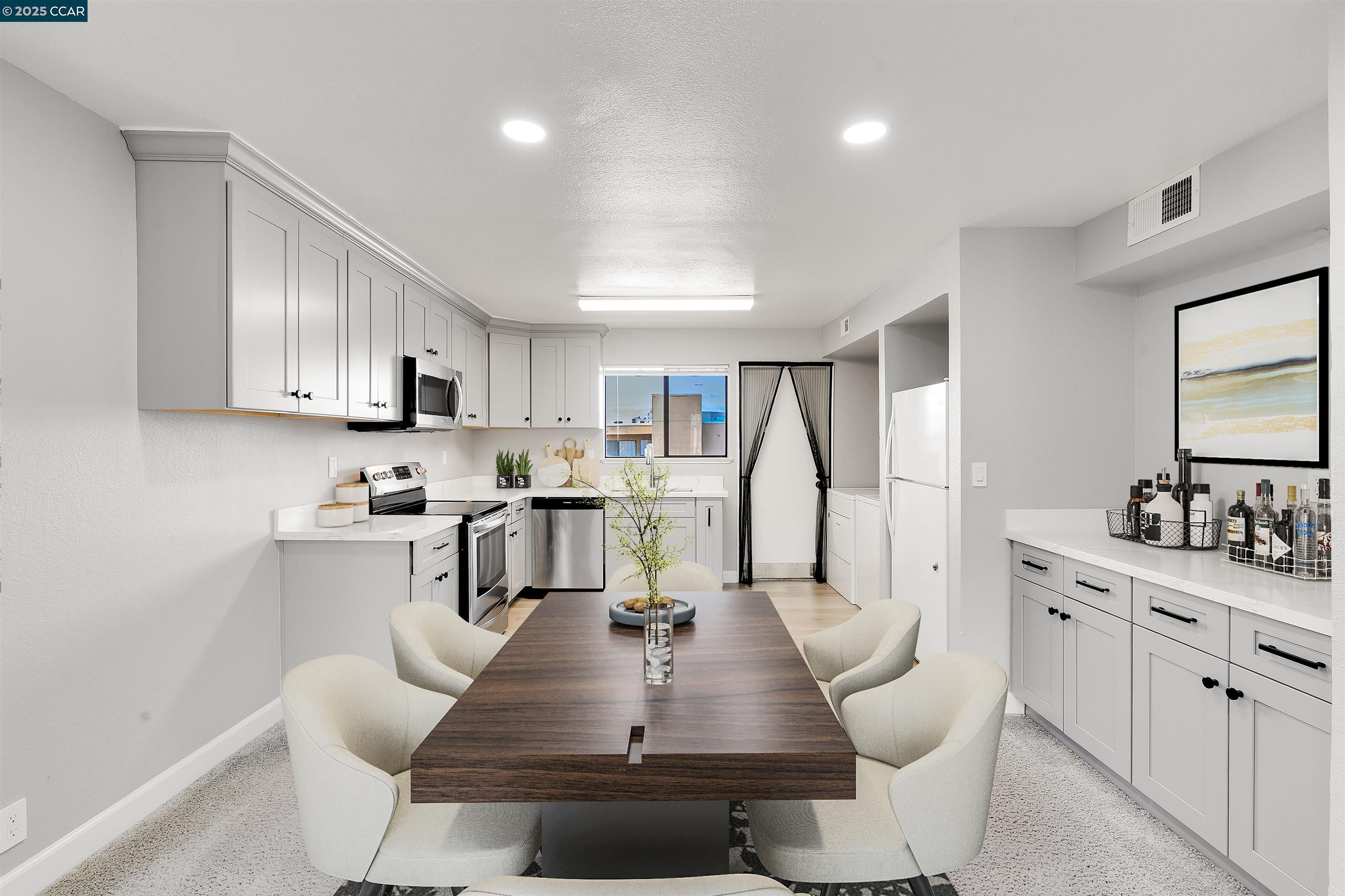Detail Gallery Image 18 of 42 For 1851 Harrison St #6,  Concord,  CA 94520 - 2 Beds | 1 Baths