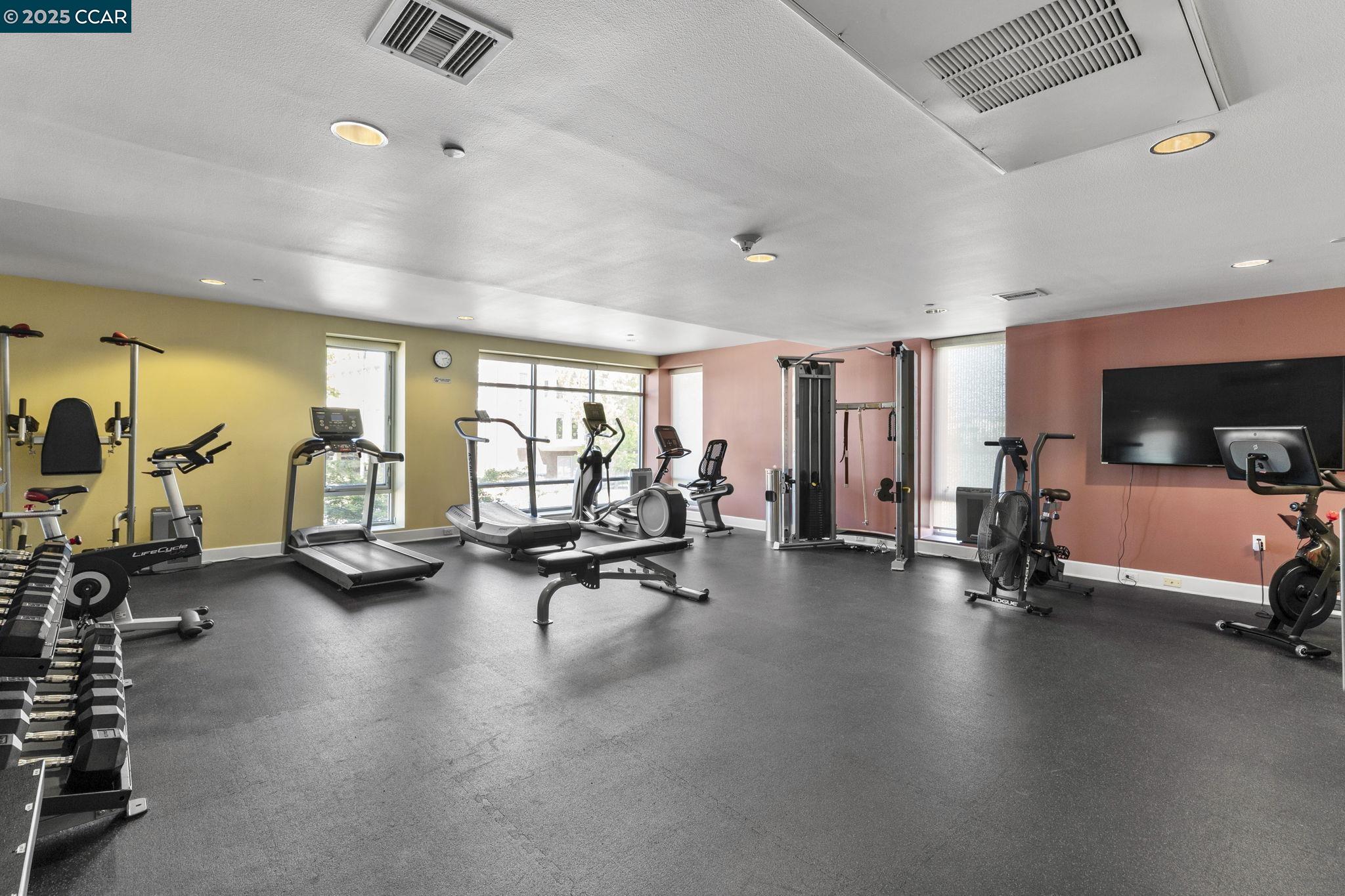 555 Ygnacio Valley Rd # 222, Walnut Creek, California 94596, 2 Bedrooms Bedrooms, 5 Rooms Rooms,2 BathroomsBathrooms,Residential,For Sale,555 Ygnacio Valley Rd # 222,41098656