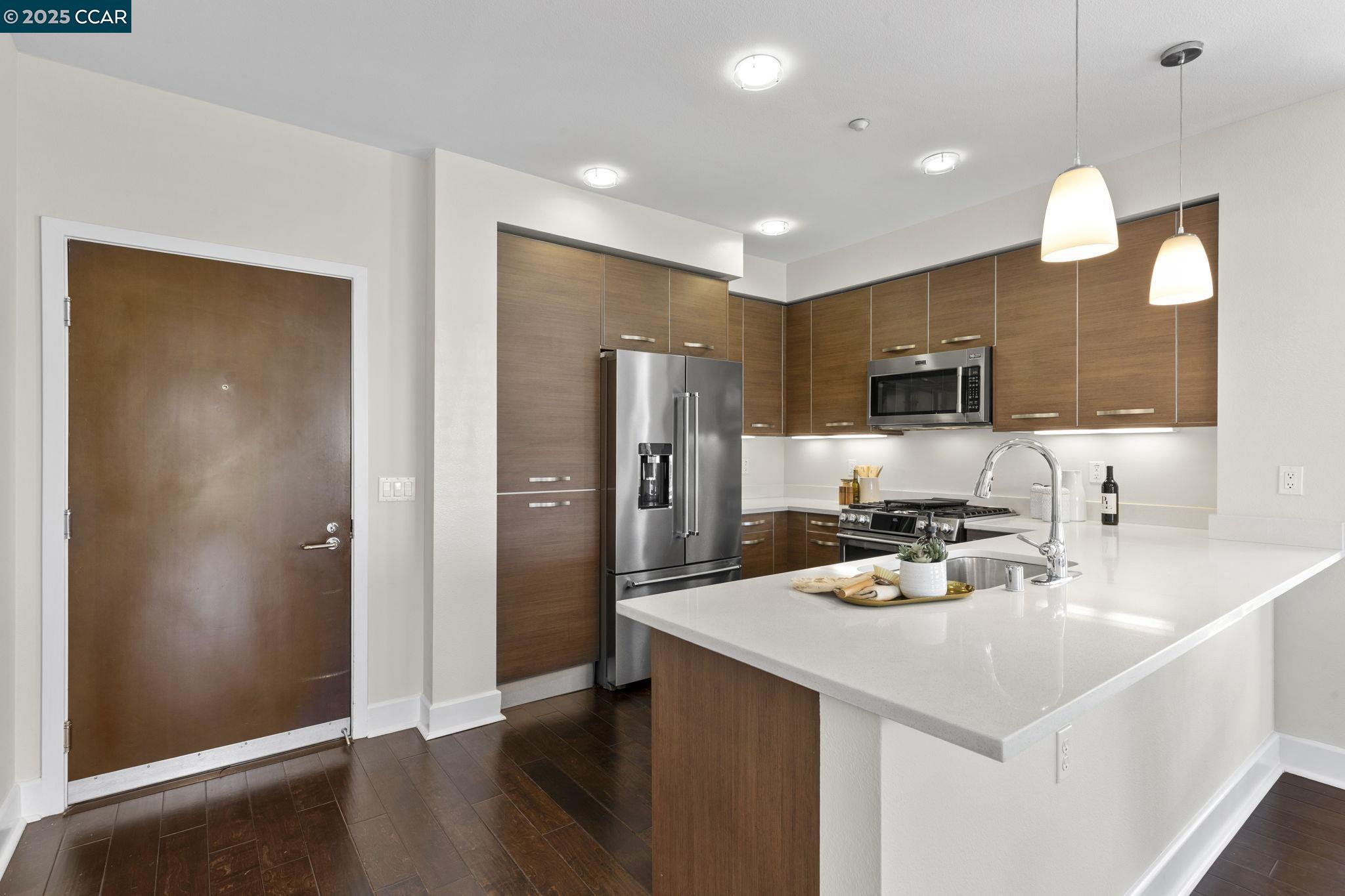 555 Ygnacio Valley Rd # 222, Walnut Creek, California 94596, 2 Bedrooms Bedrooms, 5 Rooms Rooms,2 BathroomsBathrooms,Residential,For Sale,555 Ygnacio Valley Rd # 222,41098656