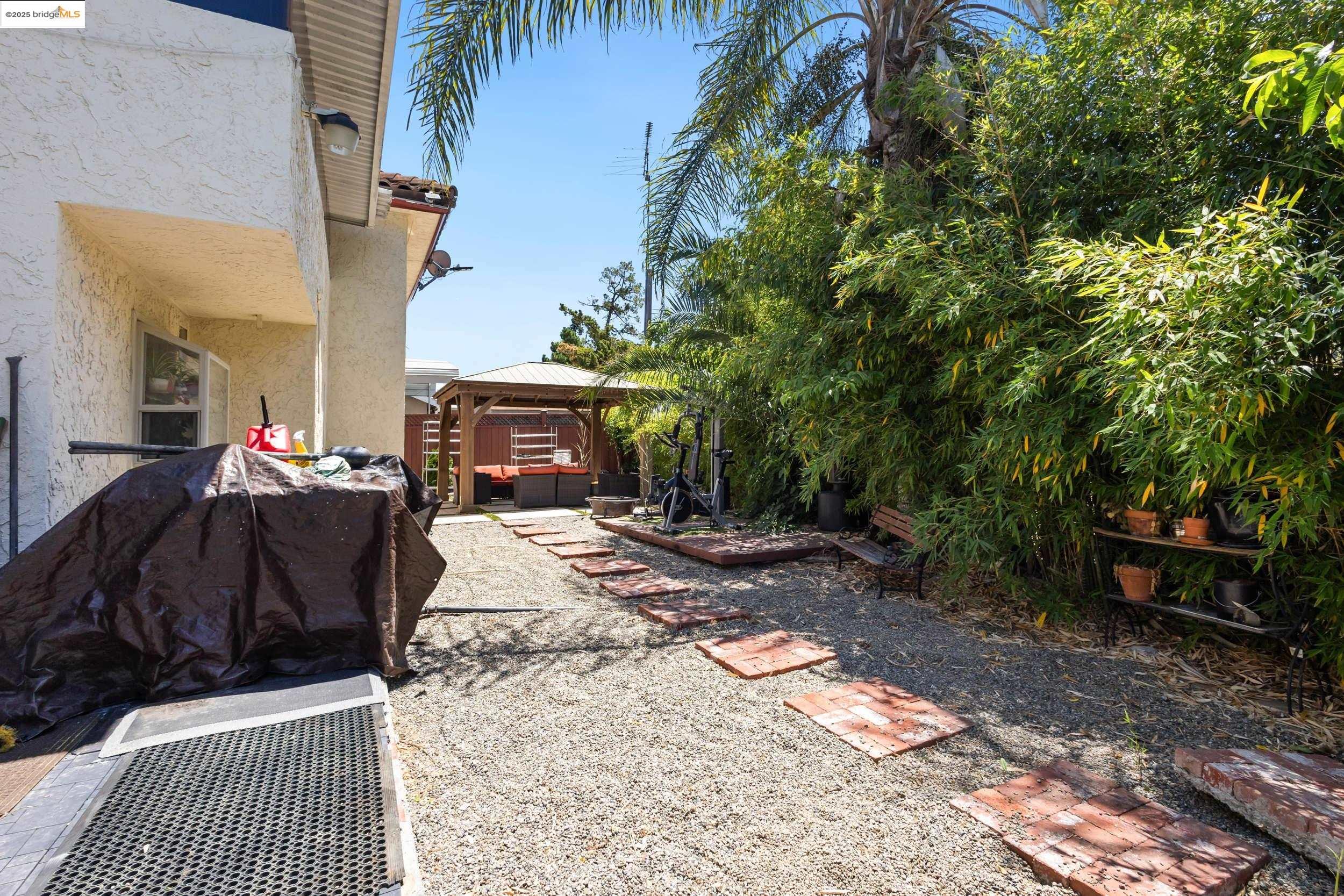 Detail Gallery Image 28 of 51 For 5807 Santa Teresa Blvd, San Jose,  CA 95123 - 4 Beds | 3 Baths