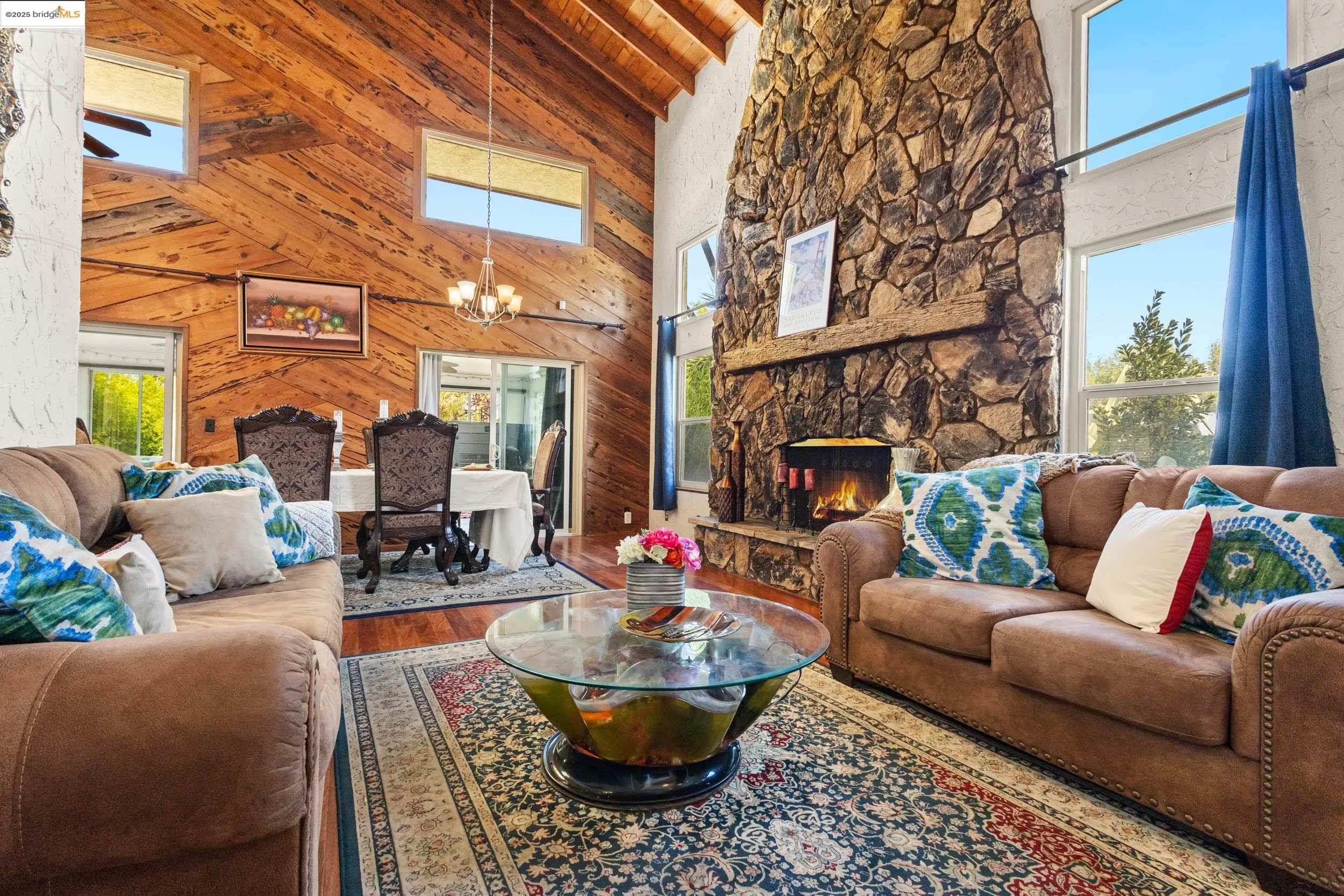 Detail Gallery Image 4 of 51 For 5807 Santa Teresa Blvd, San Jose,  CA 95123 - 4 Beds | 3 Baths