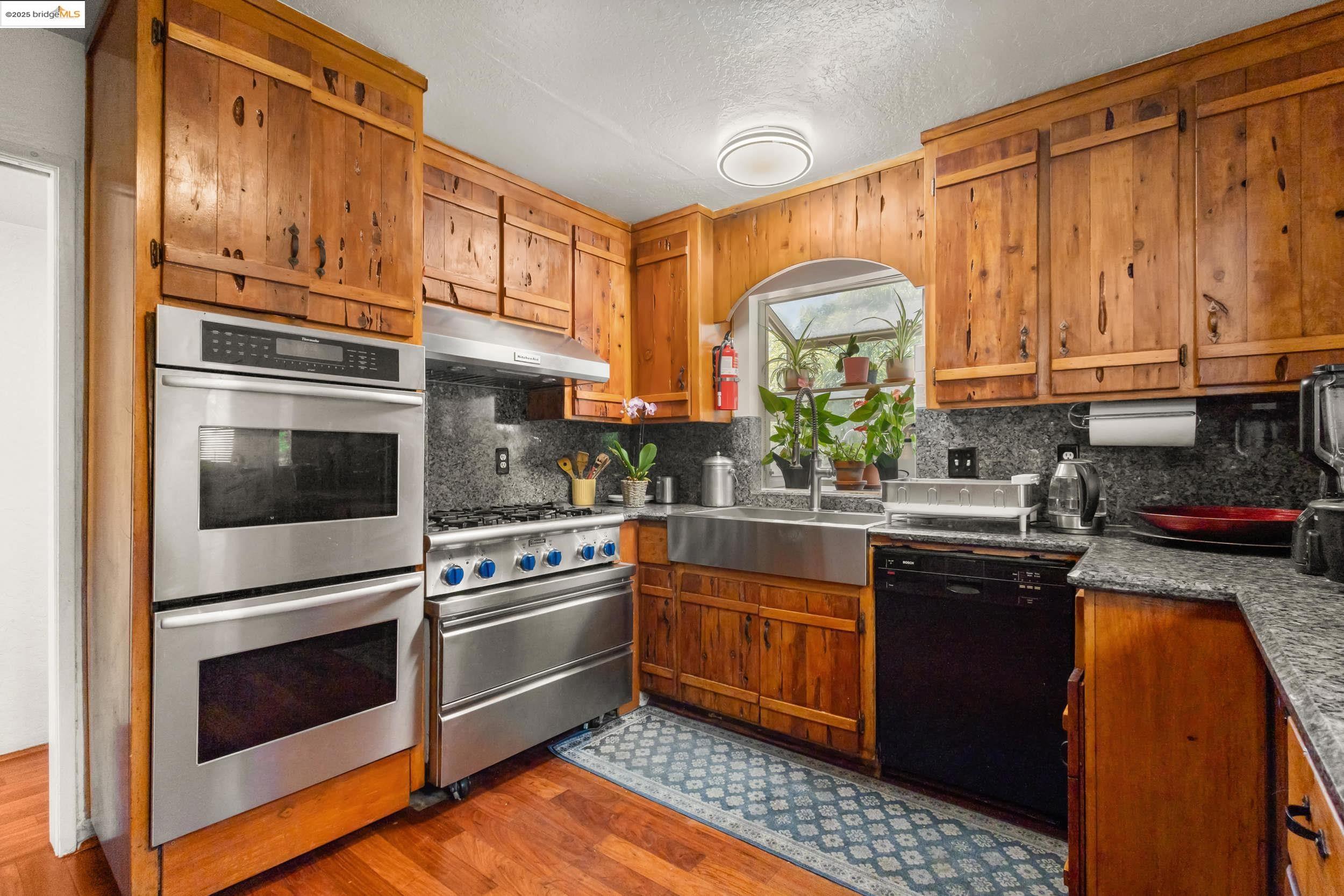 Detail Gallery Image 7 of 51 For 5807 Santa Teresa Blvd, San Jose,  CA 95123 - 4 Beds | 3 Baths