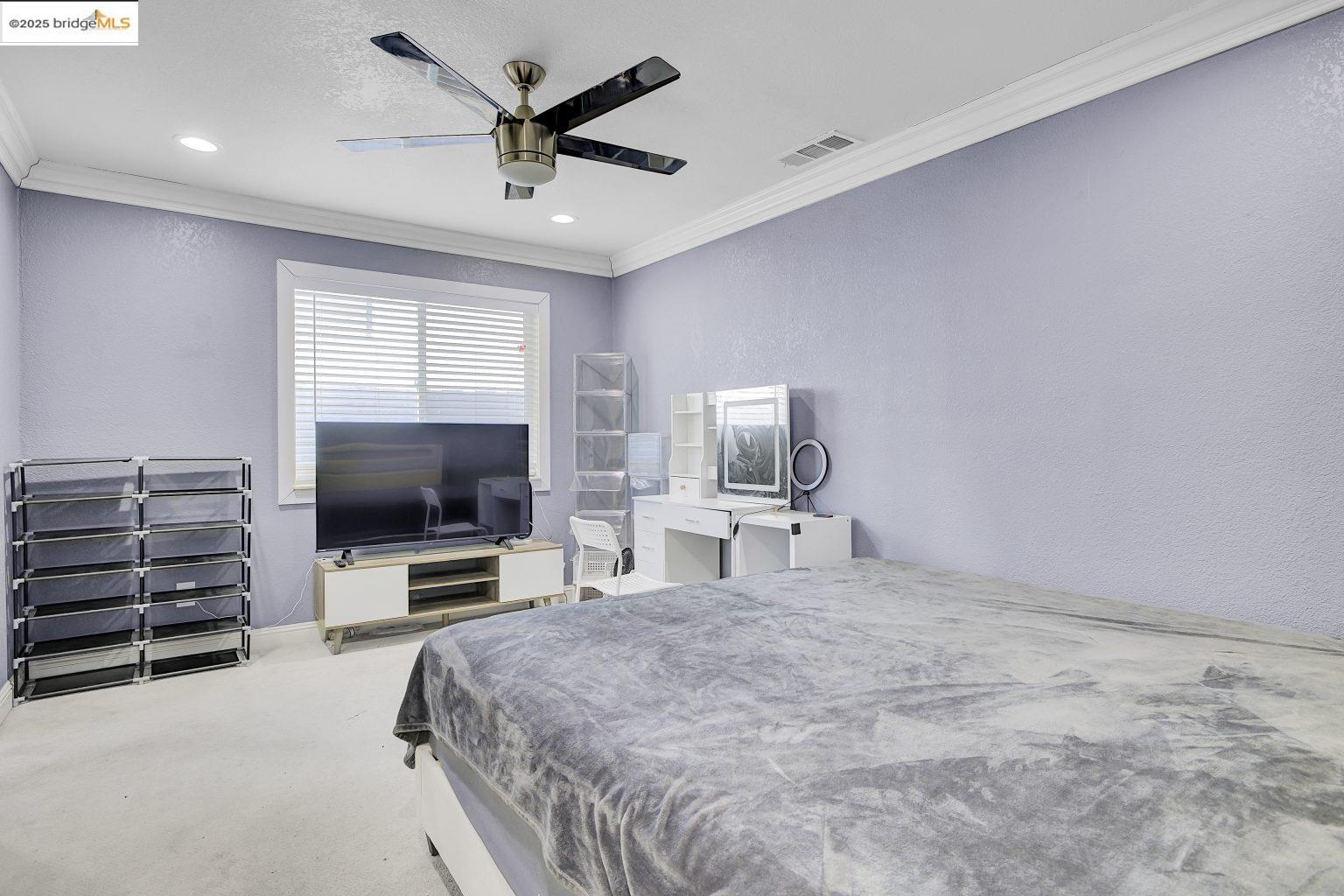 Detail Gallery Image 25 of 43 For 2419 Linden St, Oakland,  CA 94607 - 4 Beds | 2 Baths
