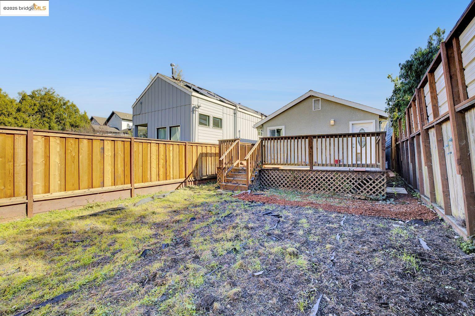 Detail Gallery Image 31 of 43 For 2419 Linden St, Oakland,  CA 94607 - 4 Beds | 2 Baths