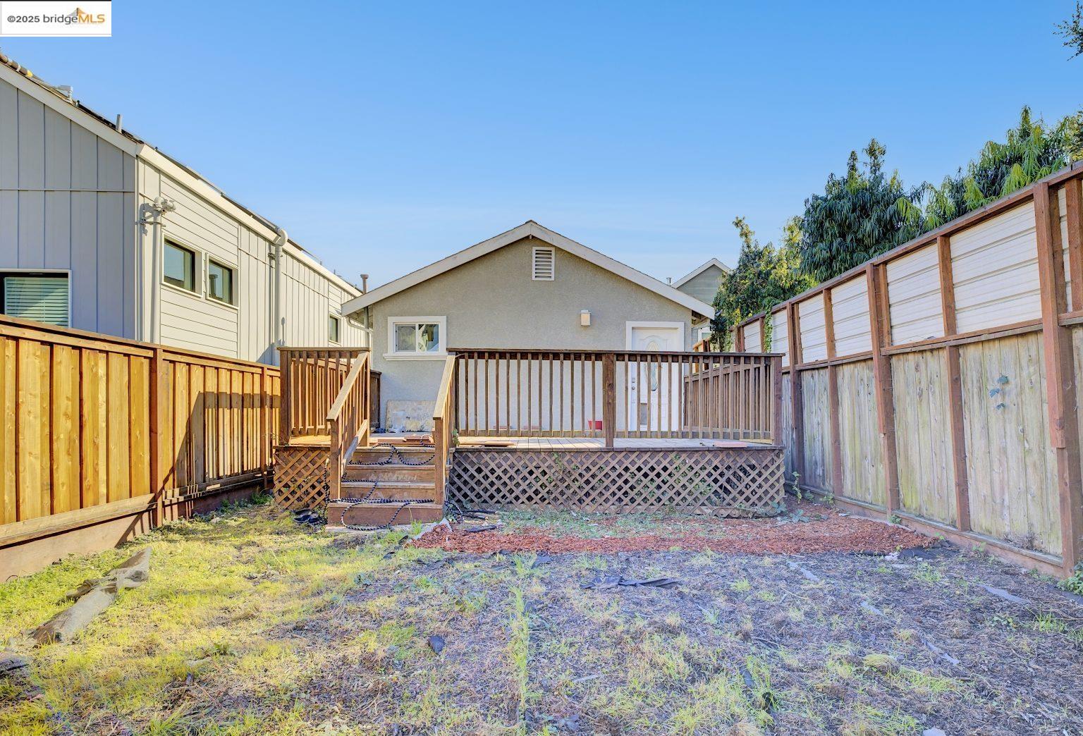 Detail Gallery Image 32 of 43 For 2419 Linden St, Oakland,  CA 94607 - 4 Beds | 2 Baths