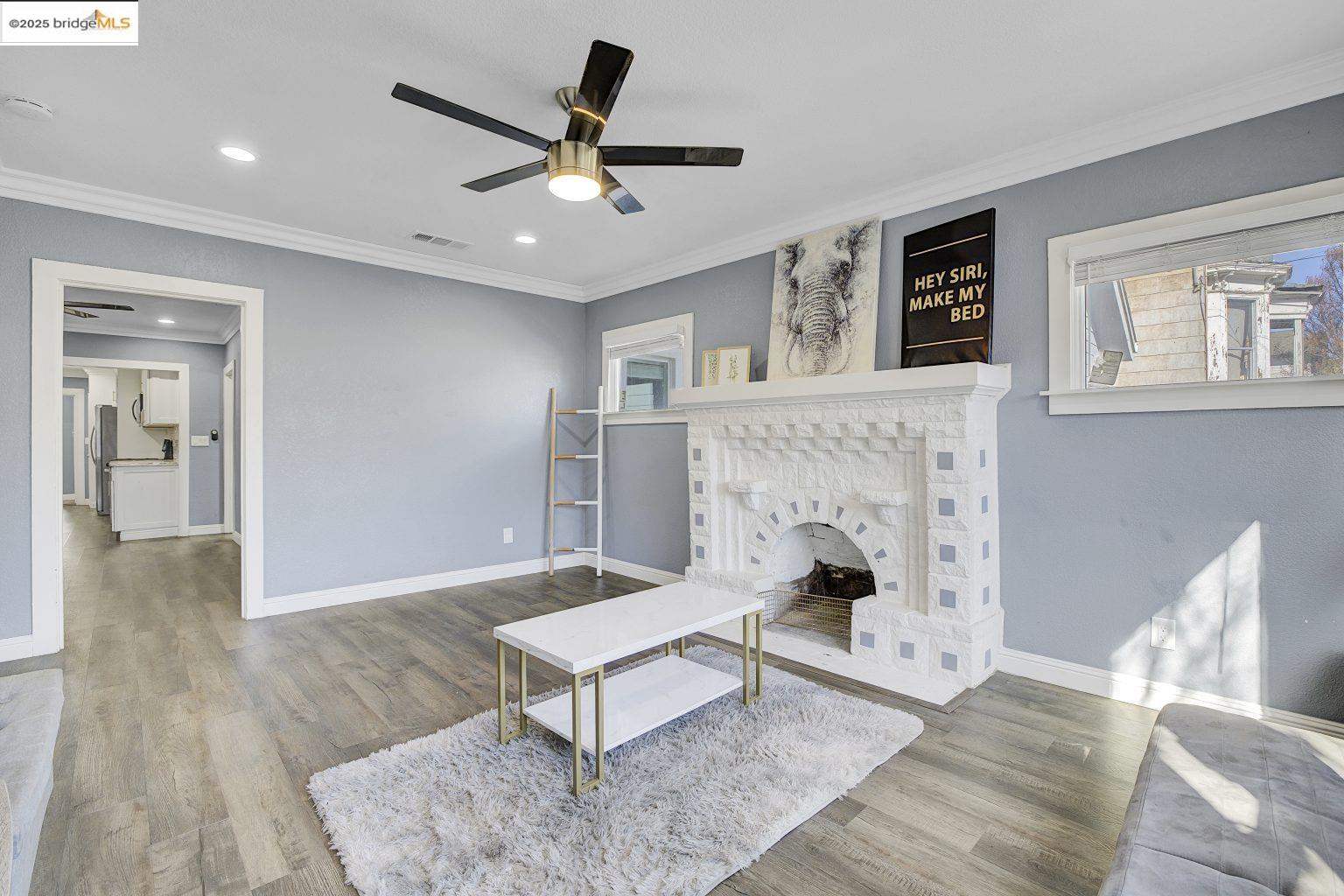 Detail Gallery Image 6 of 43 For 2419 Linden St, Oakland,  CA 94607 - 4 Beds | 2 Baths
