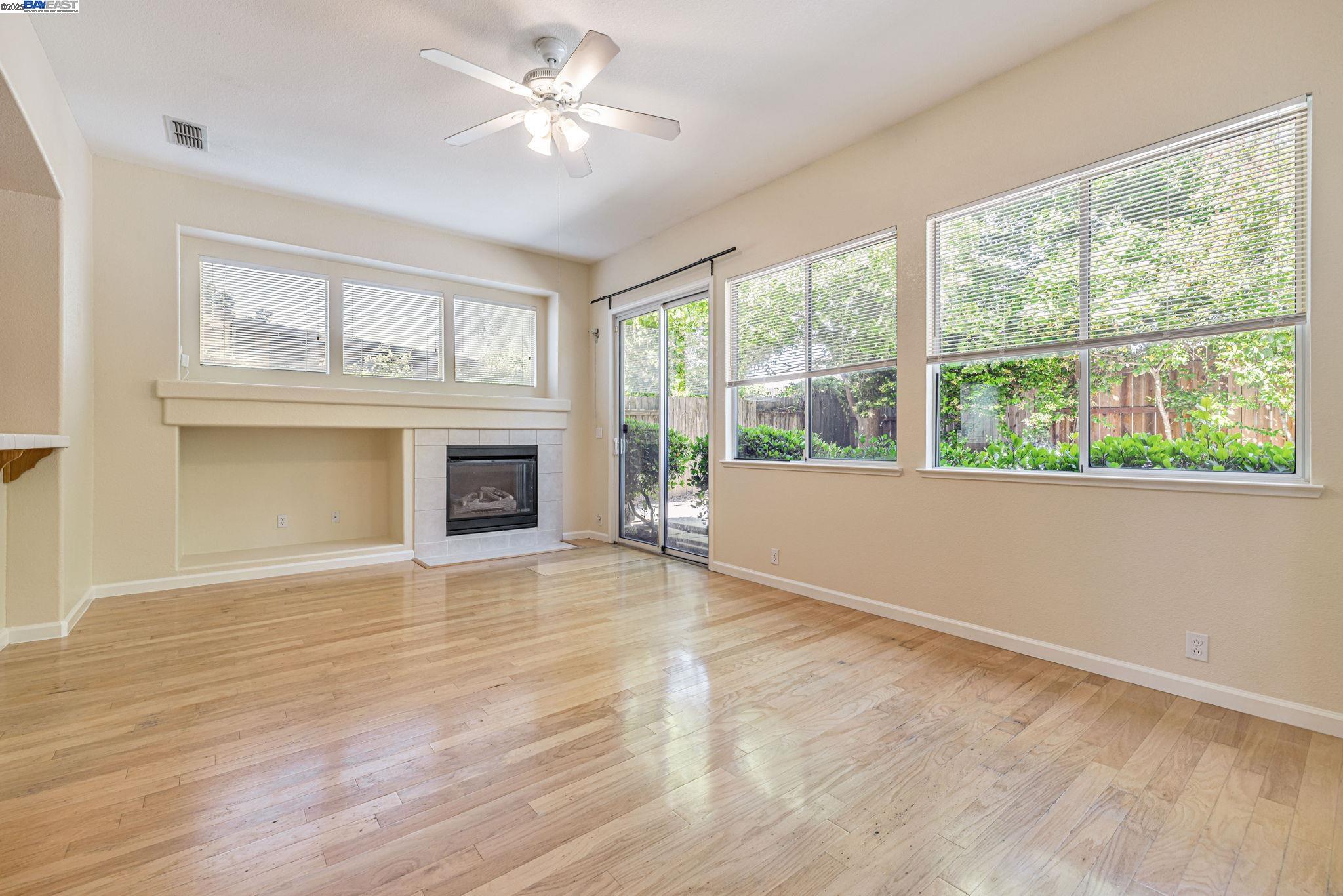 4609 Carrigan Lane, Carmichael, California 95608, 4 Bedrooms Bedrooms, 7 Rooms Rooms,2 BathroomsBathrooms,Residential,For Sale,4609 Carrigan Lane,41098659