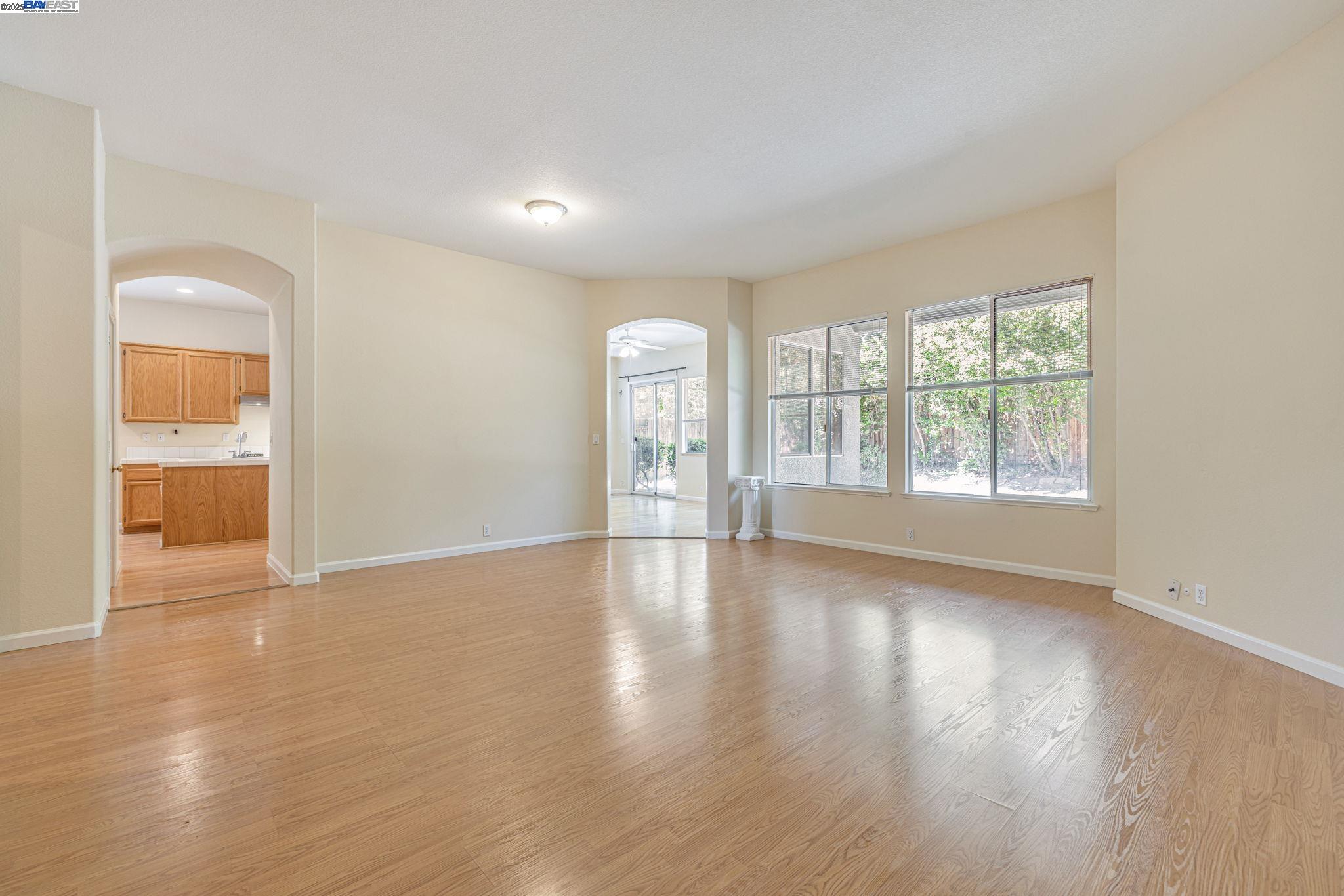 4609 Carrigan Lane, Carmichael, California 95608, 4 Bedrooms Bedrooms, 7 Rooms Rooms,2 BathroomsBathrooms,Residential,For Sale,4609 Carrigan Lane,41098659