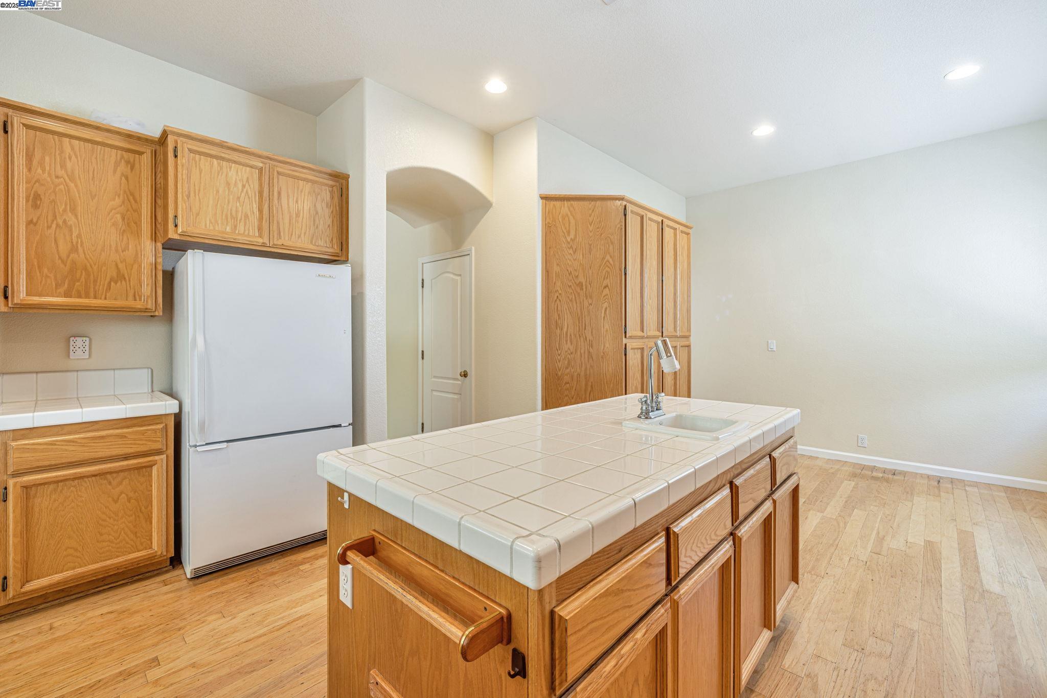 4609 Carrigan Lane, Carmichael, California 95608, 4 Bedrooms Bedrooms, 7 Rooms Rooms,2 BathroomsBathrooms,Residential,For Sale,4609 Carrigan Lane,41098659