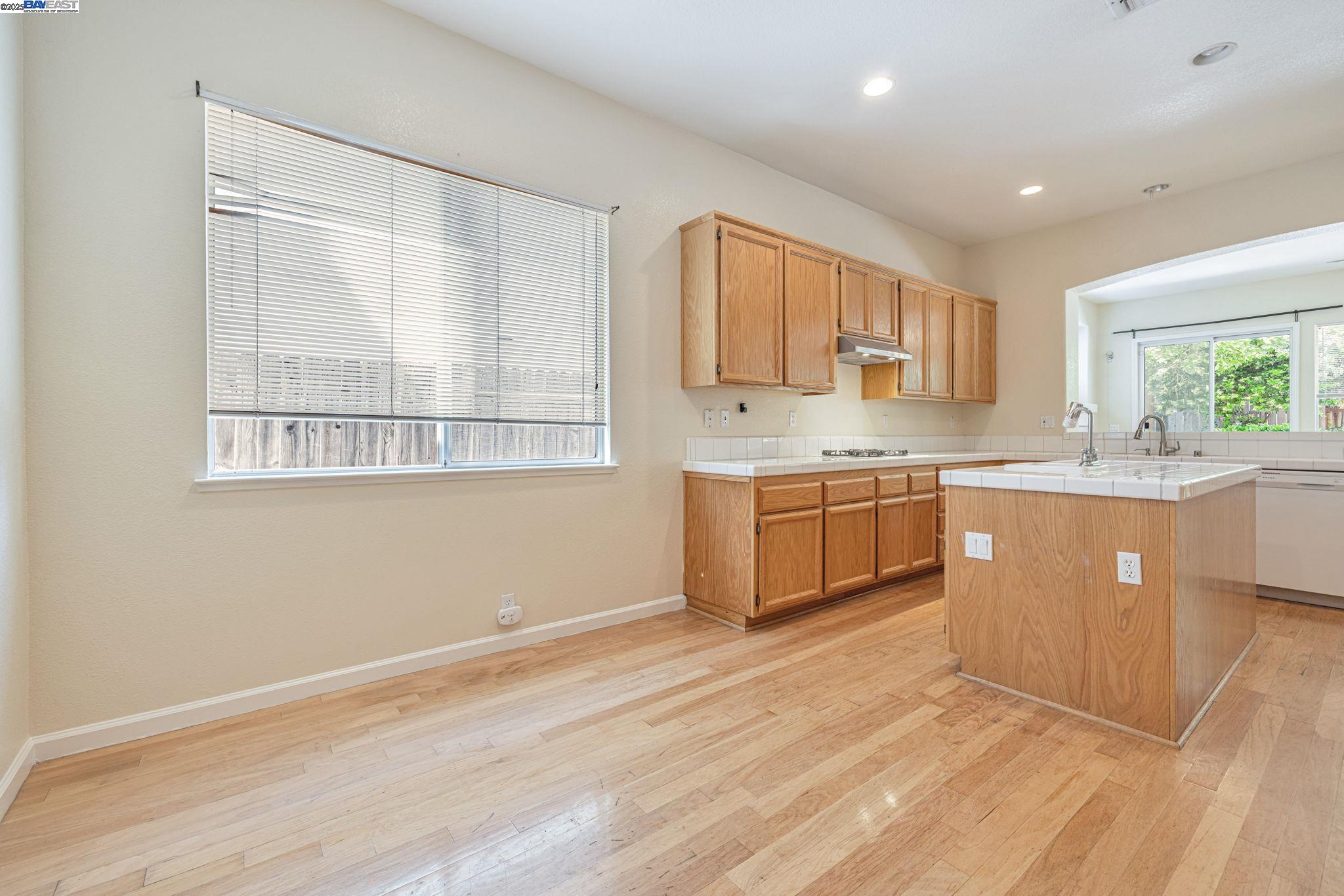 4609 Carrigan Lane, Carmichael, California 95608, 4 Bedrooms Bedrooms, 7 Rooms Rooms,2 BathroomsBathrooms,Residential,For Sale,4609 Carrigan Lane,41098659