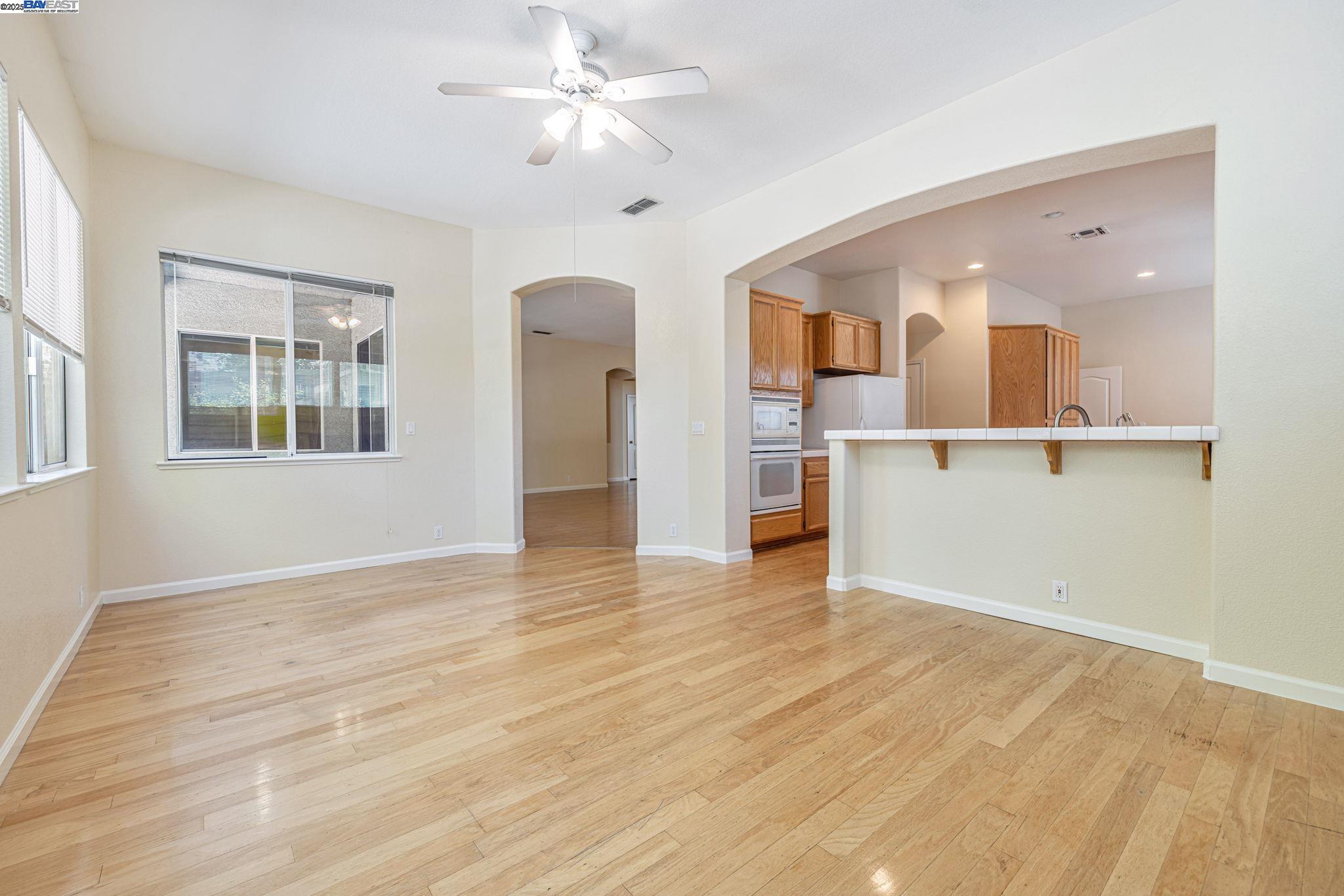 4609 Carrigan Lane, Carmichael, California 95608, 4 Bedrooms Bedrooms, 7 Rooms Rooms,2 BathroomsBathrooms,Residential,For Sale,4609 Carrigan Lane,41098659
