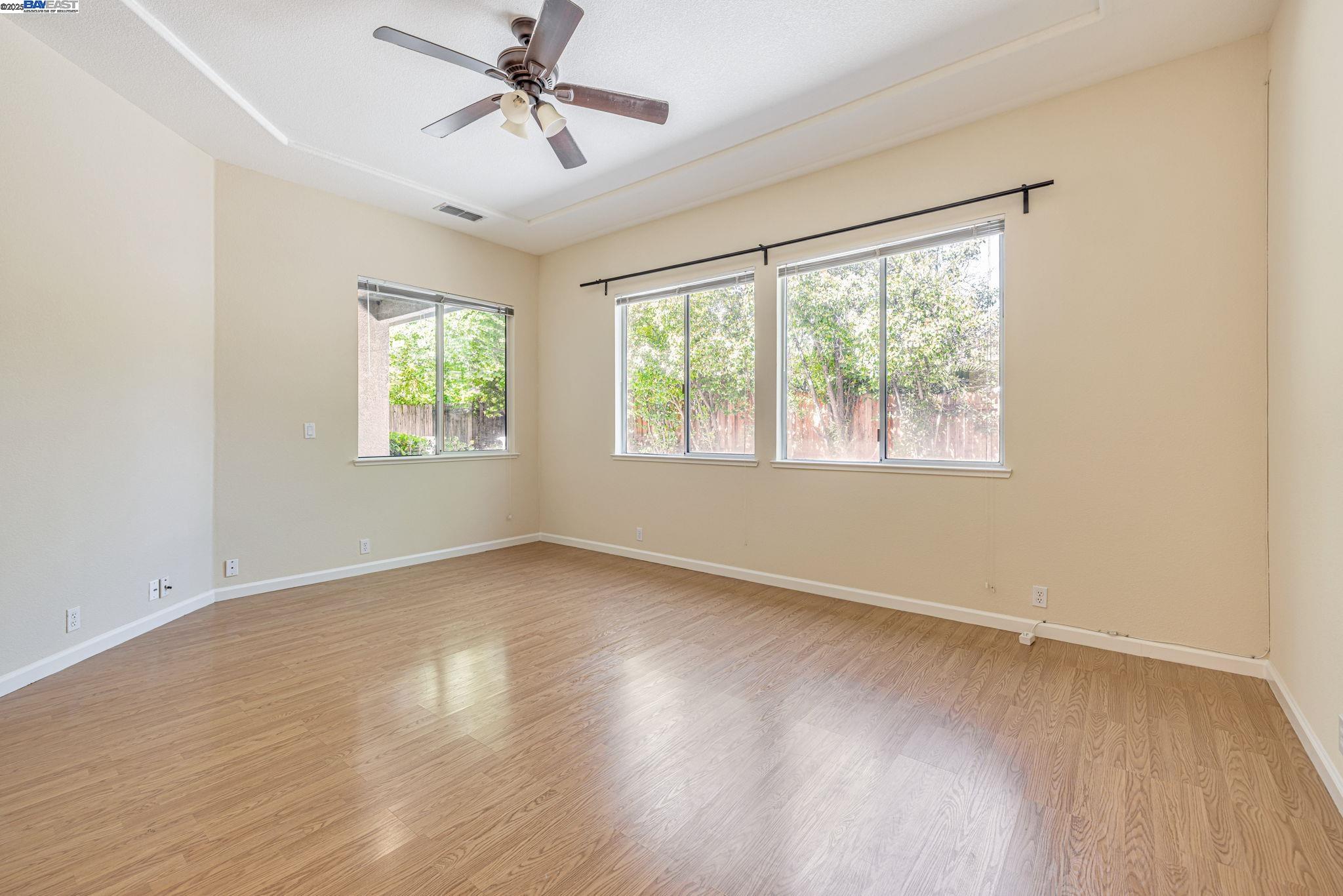 4609 Carrigan Lane, Carmichael, California 95608, 4 Bedrooms Bedrooms, 7 Rooms Rooms,2 BathroomsBathrooms,Residential,For Sale,4609 Carrigan Lane,41098659