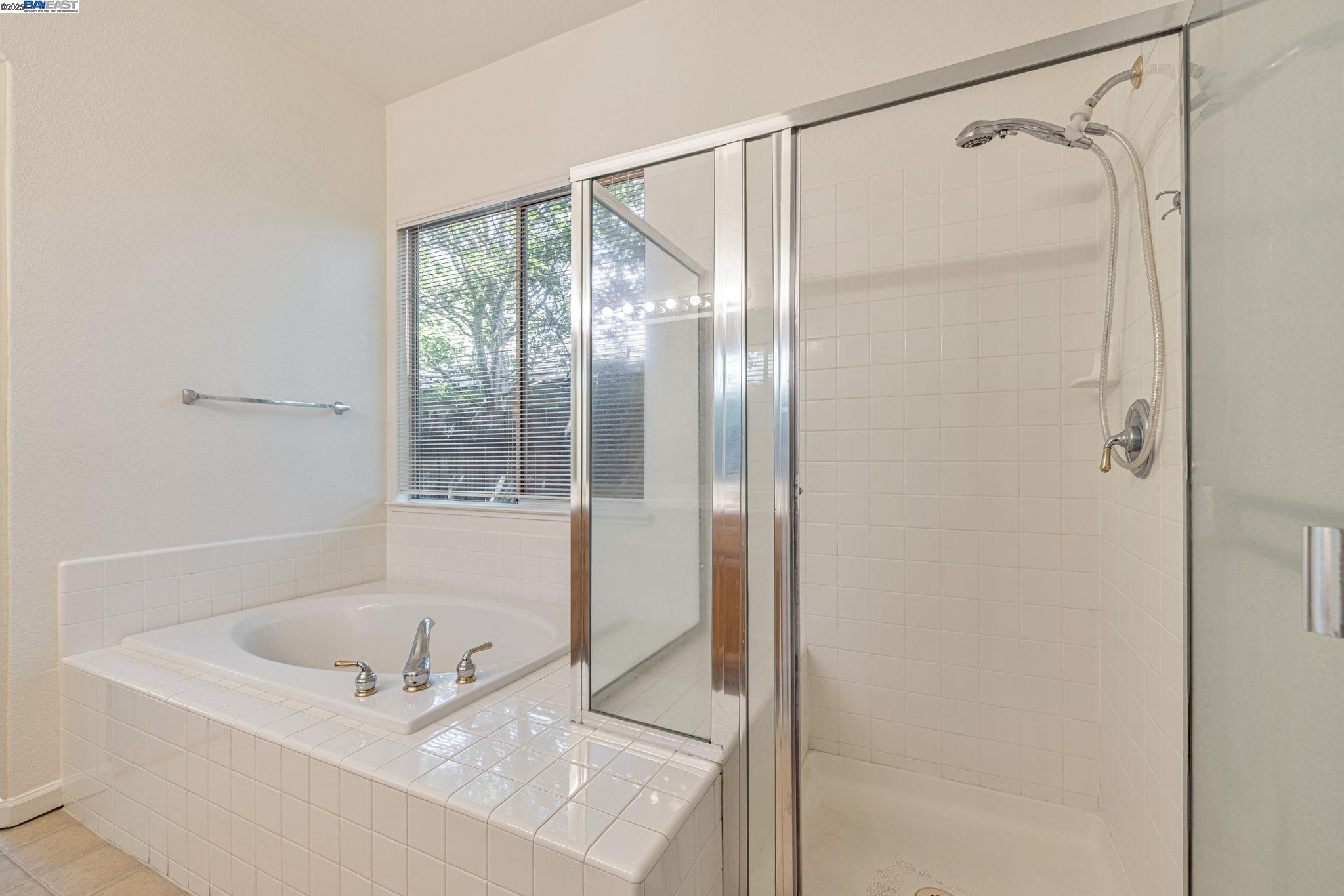 4609 Carrigan Lane, Carmichael, California 95608, 4 Bedrooms Bedrooms, 7 Rooms Rooms,2 BathroomsBathrooms,Residential,For Sale,4609 Carrigan Lane,41098659