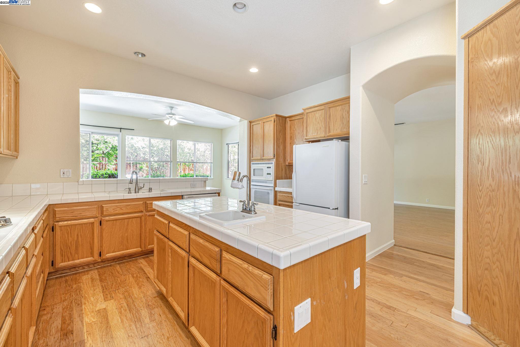 4609 Carrigan Lane, Carmichael, California 95608, 4 Bedrooms Bedrooms, 7 Rooms Rooms,2 BathroomsBathrooms,Residential,For Sale,4609 Carrigan Lane,41098659