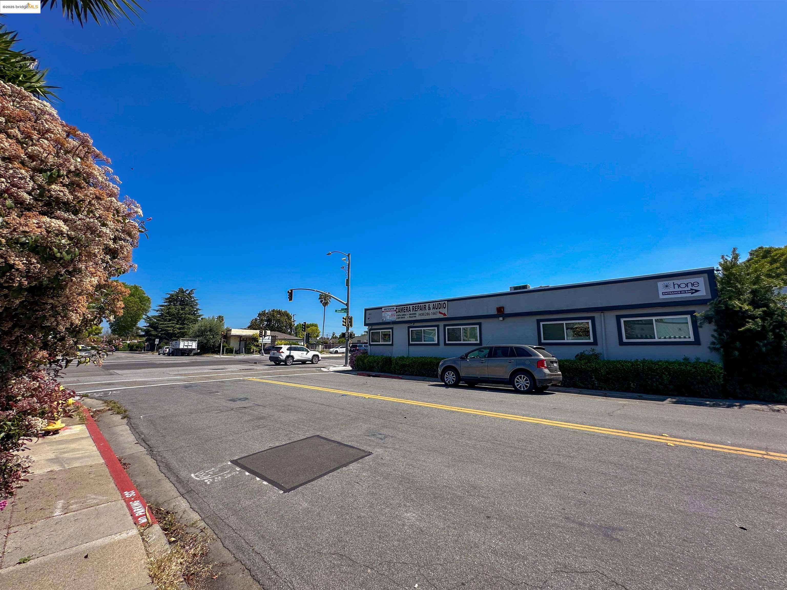 501 S Bascom Ave, San Jose, California 95128, ,Residential Income,For Sale,501 S Bascom Ave,41098660