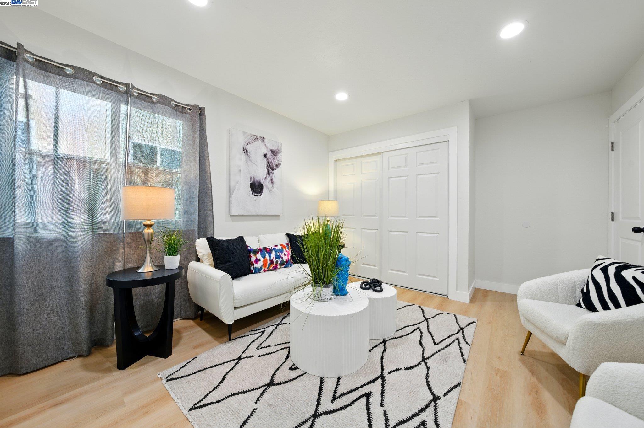 Detail Gallery Image 28 of 39 For 3288 School Street, Oakland,  CA 94602 - 5 Beds | 3 Baths