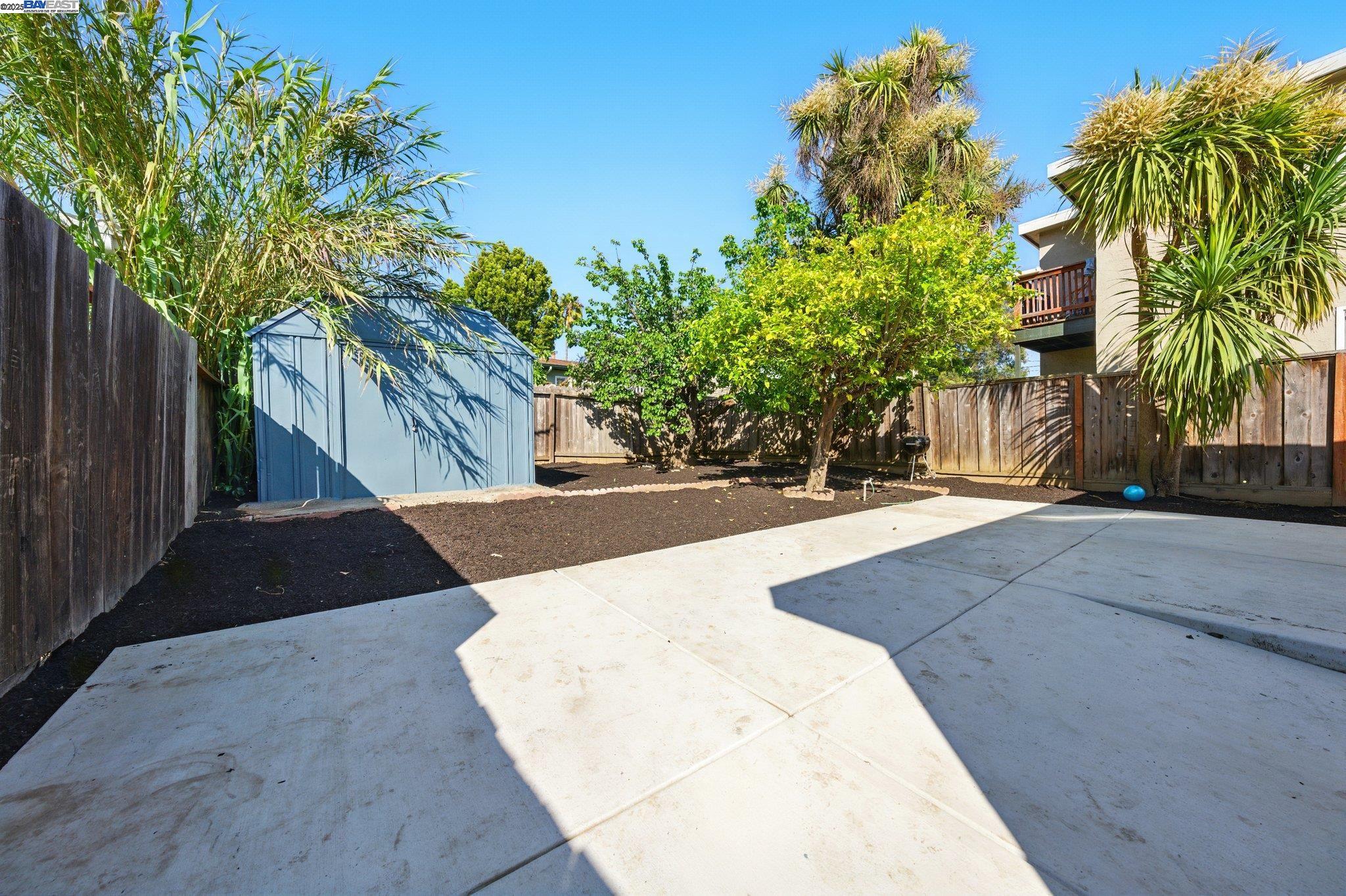 Detail Gallery Image 33 of 39 For 3288 School Street, Oakland,  CA 94602 - 5 Beds | 3 Baths