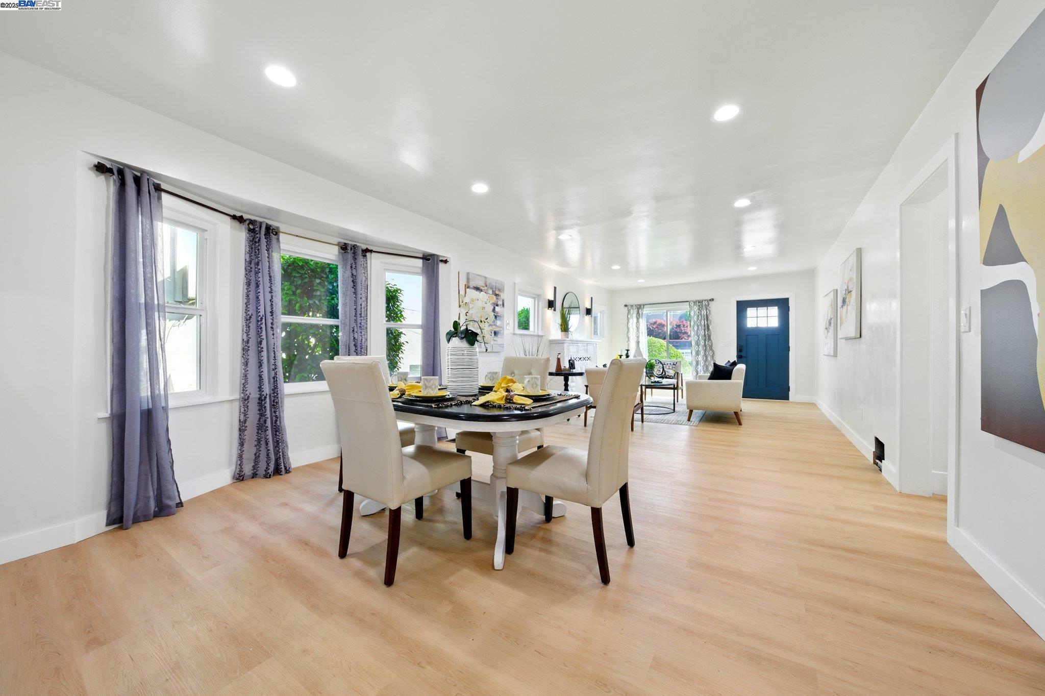 Detail Gallery Image 7 of 39 For 3288 School Street, Oakland,  CA 94602 - 5 Beds | 3 Baths