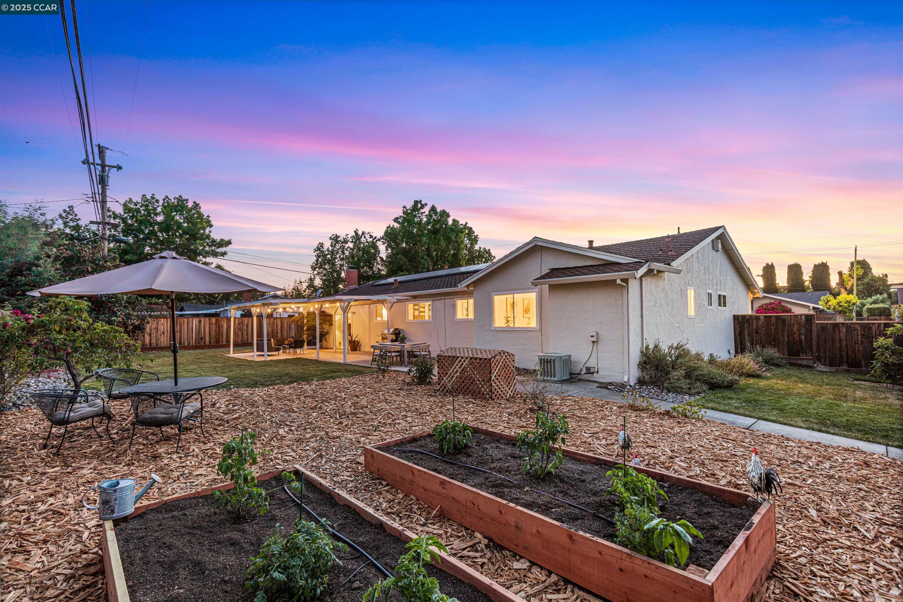 933 Savannah Cir, Walnut Creek, California 94598, 4 Bedrooms Bedrooms, 9 Rooms Rooms,2 BathroomsBathrooms,Residential,For Sale,933 Savannah Cir,41098662