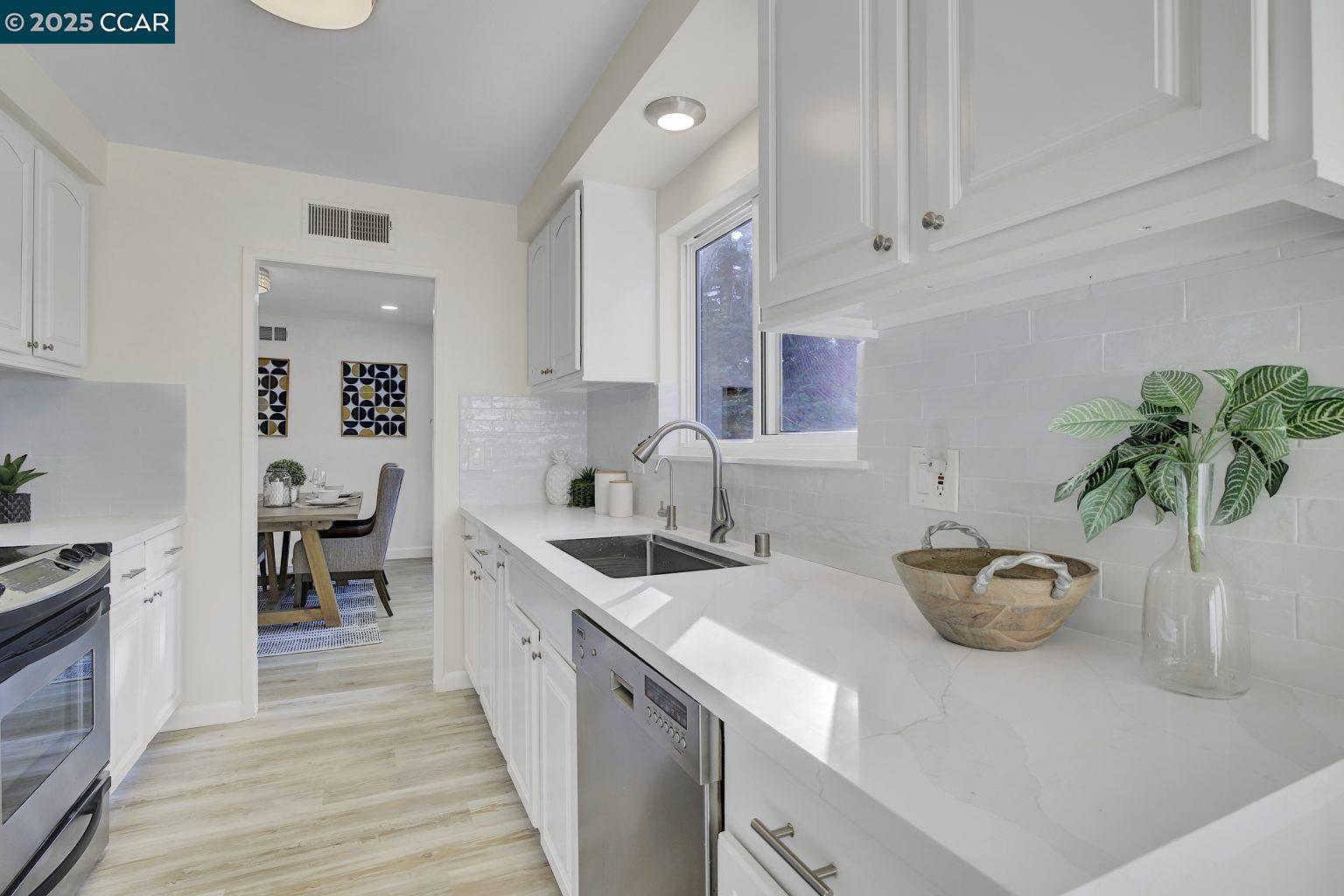 166 Madelia Place, San Ramon, California 94583, 3 Bedrooms Bedrooms, 6 Rooms Rooms,2 BathroomsBathrooms,Residential,For Sale,166 Madelia Place,41098663