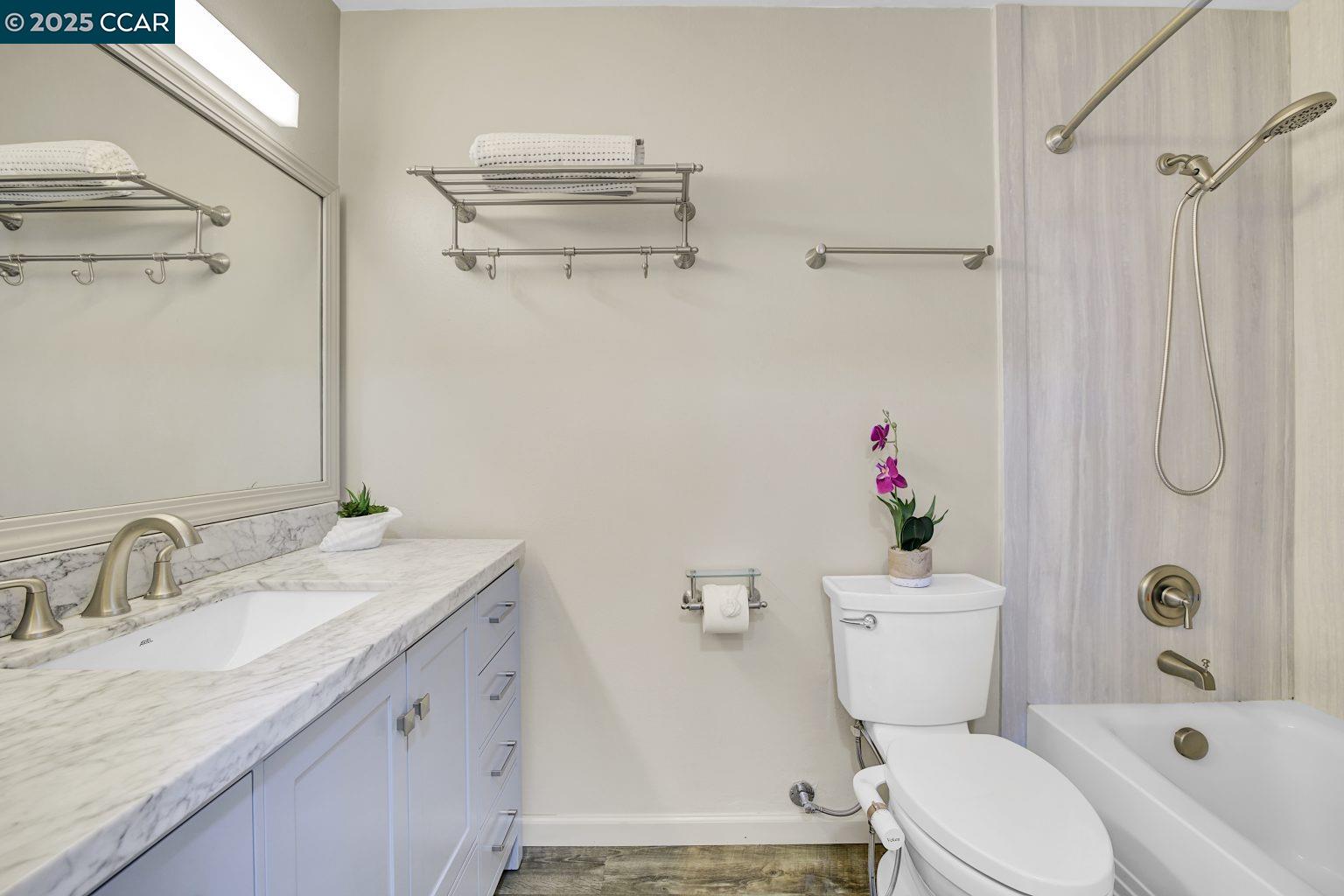 166 Madelia Place, San Ramon, California 94583, 3 Bedrooms Bedrooms, 6 Rooms Rooms,2 BathroomsBathrooms,Residential,For Sale,166 Madelia Place,41098663