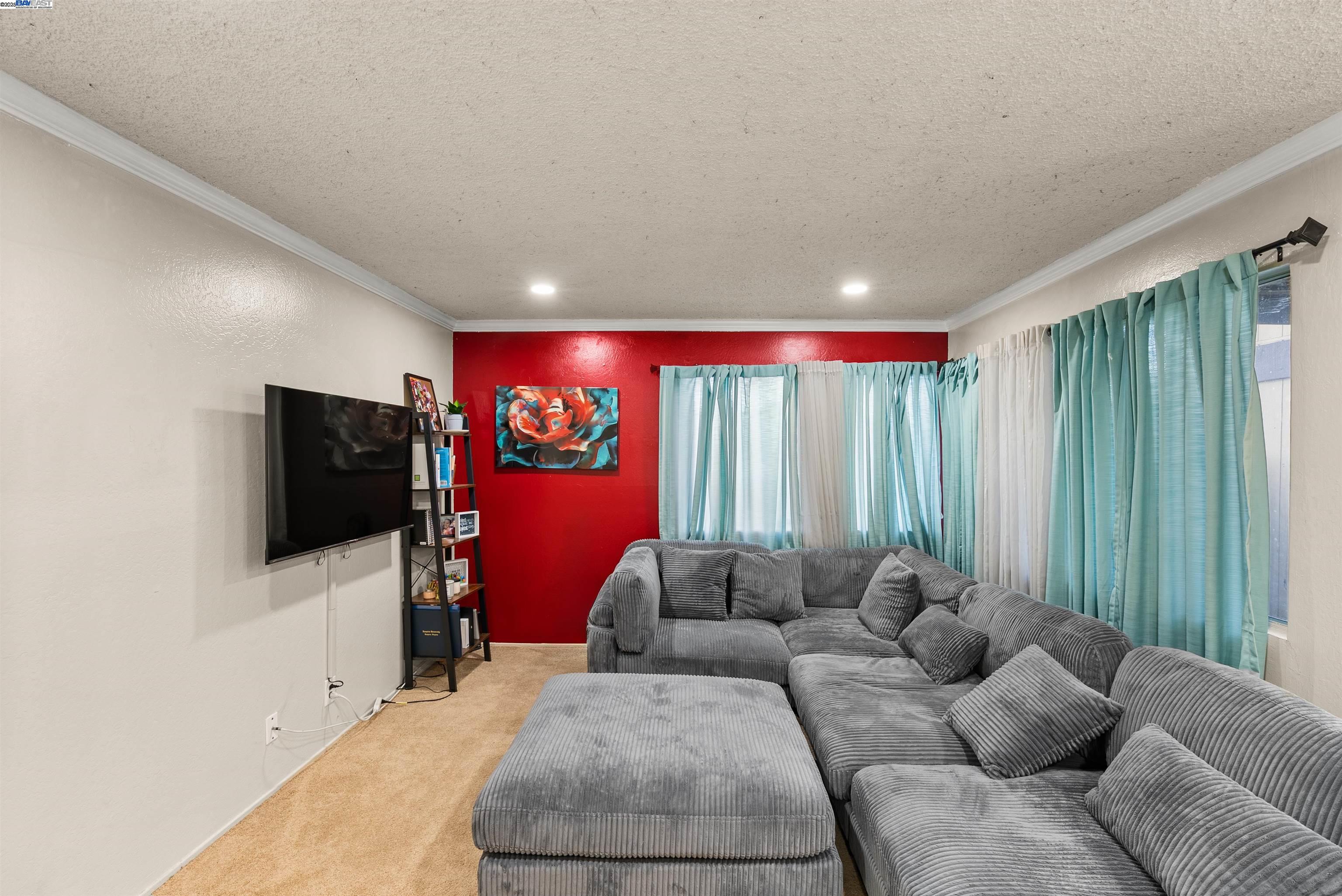 355 Parkview Terrace # B9, Vallejo, California 94589, 1 Bedroom Bedrooms, 3 Rooms Rooms,1 BathroomBathrooms,Residential,For Sale,355 Parkview Terrace # B9,41098665