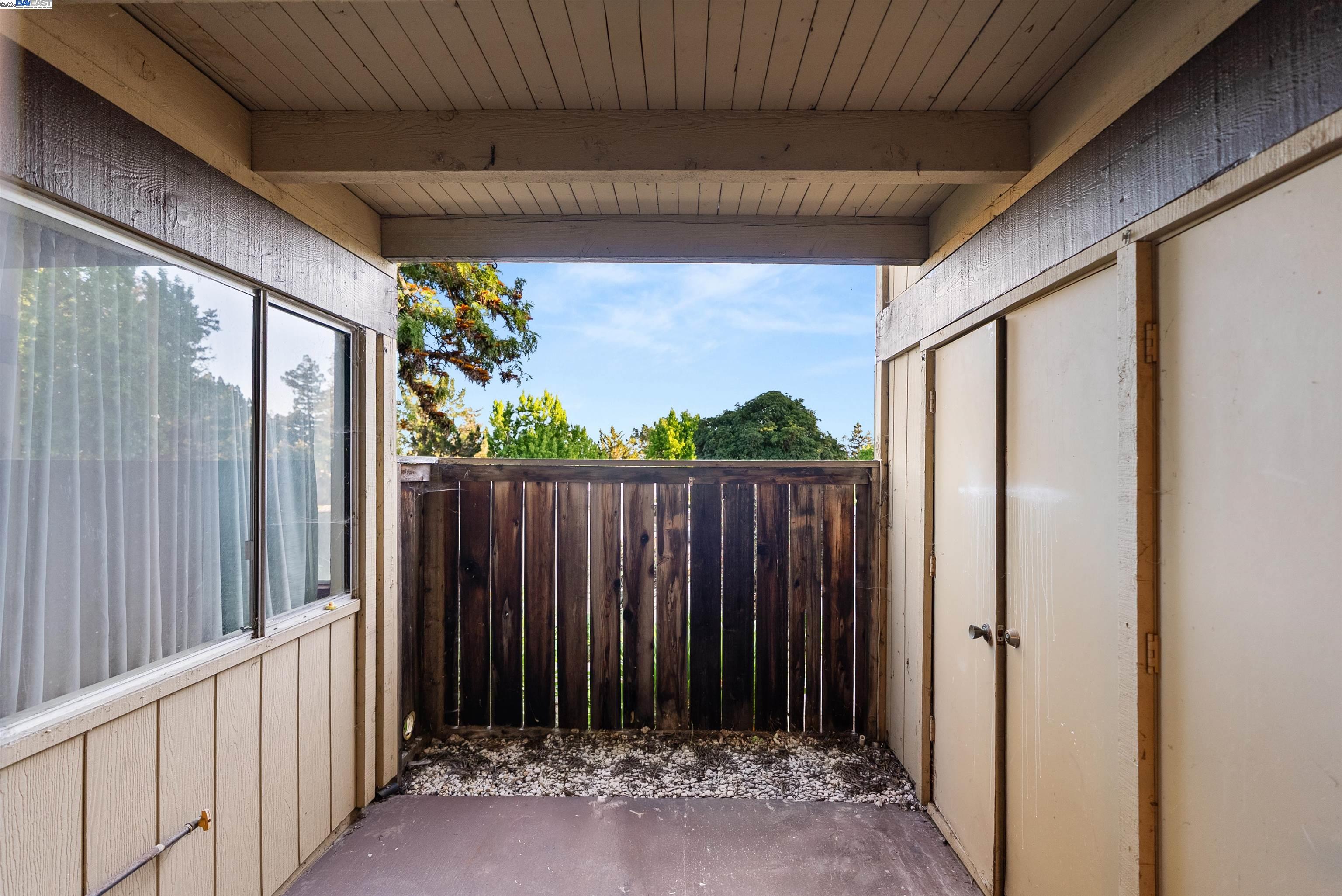 355 Parkview Terrace # B9, Vallejo, California 94589, 1 Bedroom Bedrooms, 3 Rooms Rooms,1 BathroomBathrooms,Residential,For Sale,355 Parkview Terrace # B9,41098665