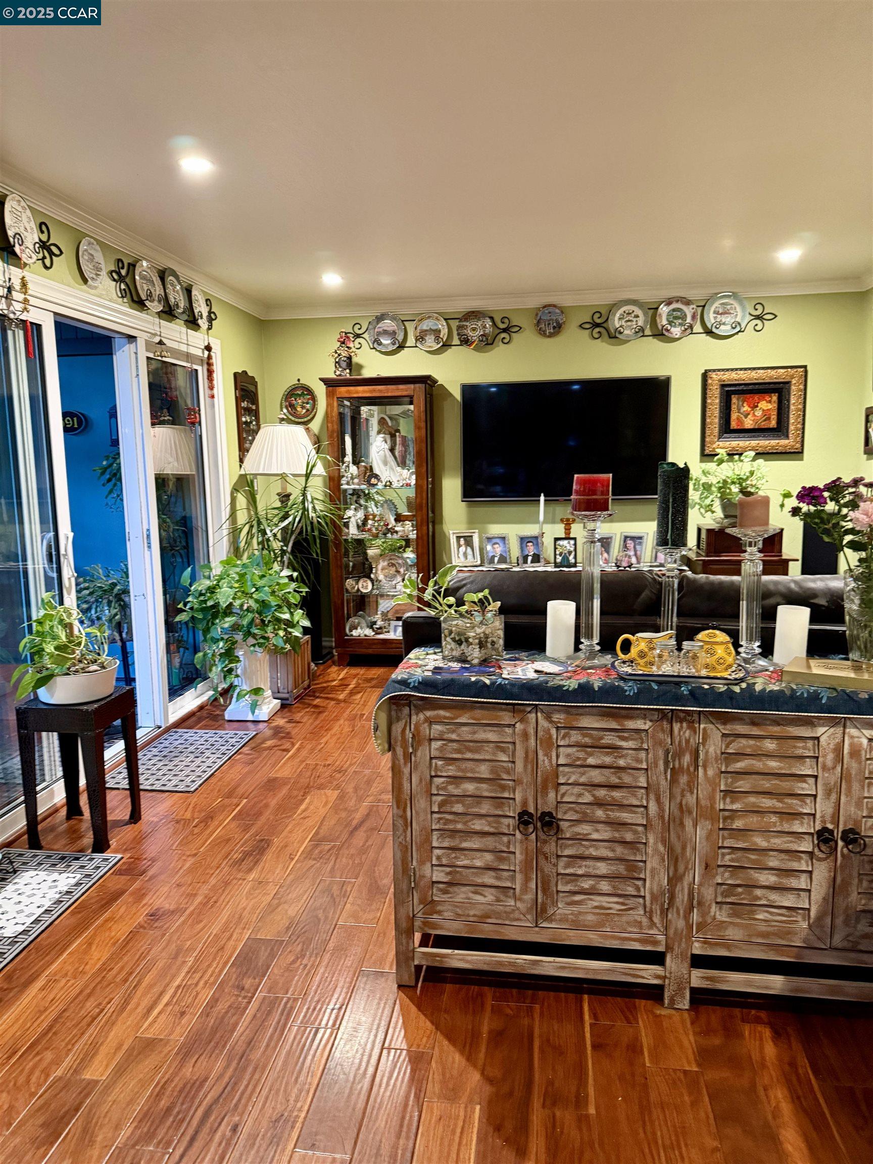 Detail Gallery Image 19 of 32 For 1036 Oak Grove Rd #105,  Concord,  CA 94518 - 2 Beds | 1/1 Baths