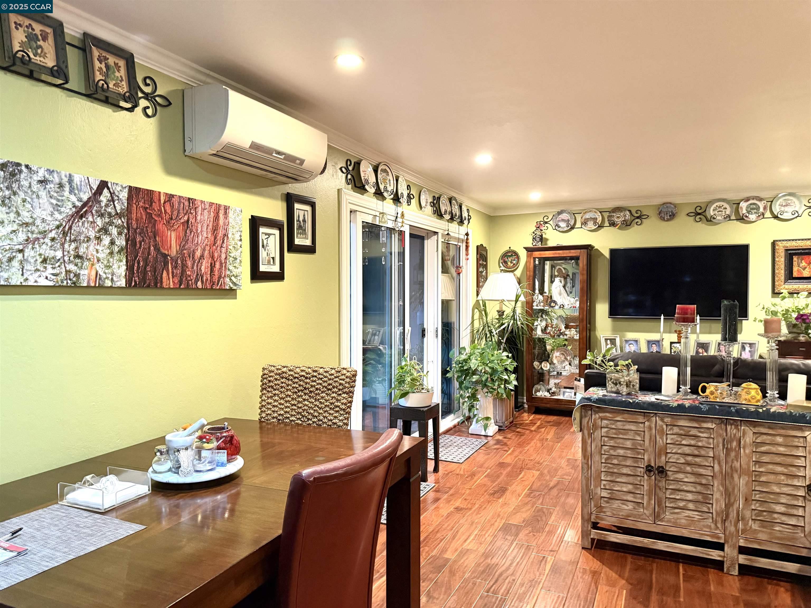Photo #5: 41098666 Listing 