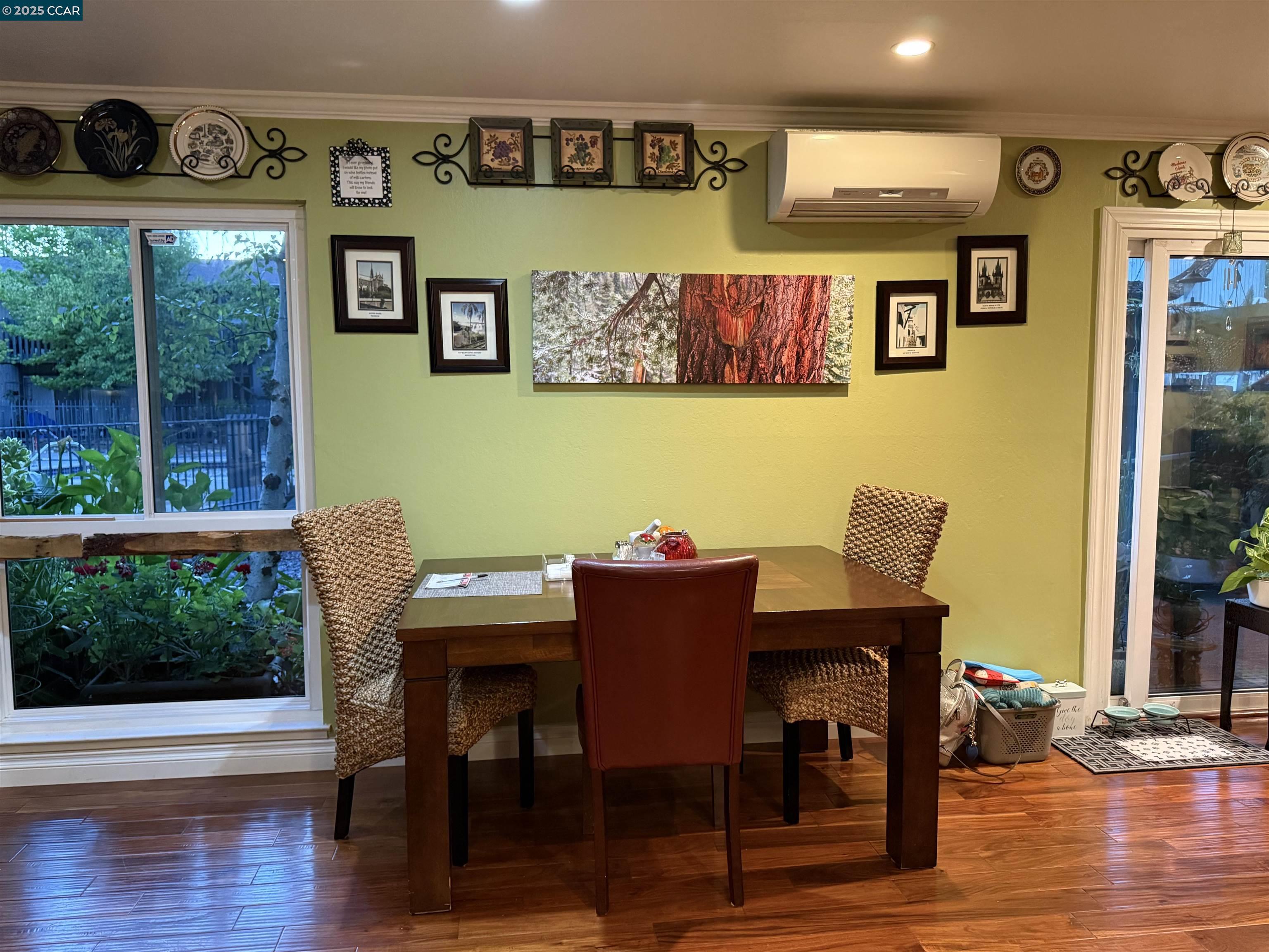 Detail Gallery Image 7 of 32 For 1036 Oak Grove Rd #105,  Concord,  CA 94518 - 2 Beds | 1/1 Baths
