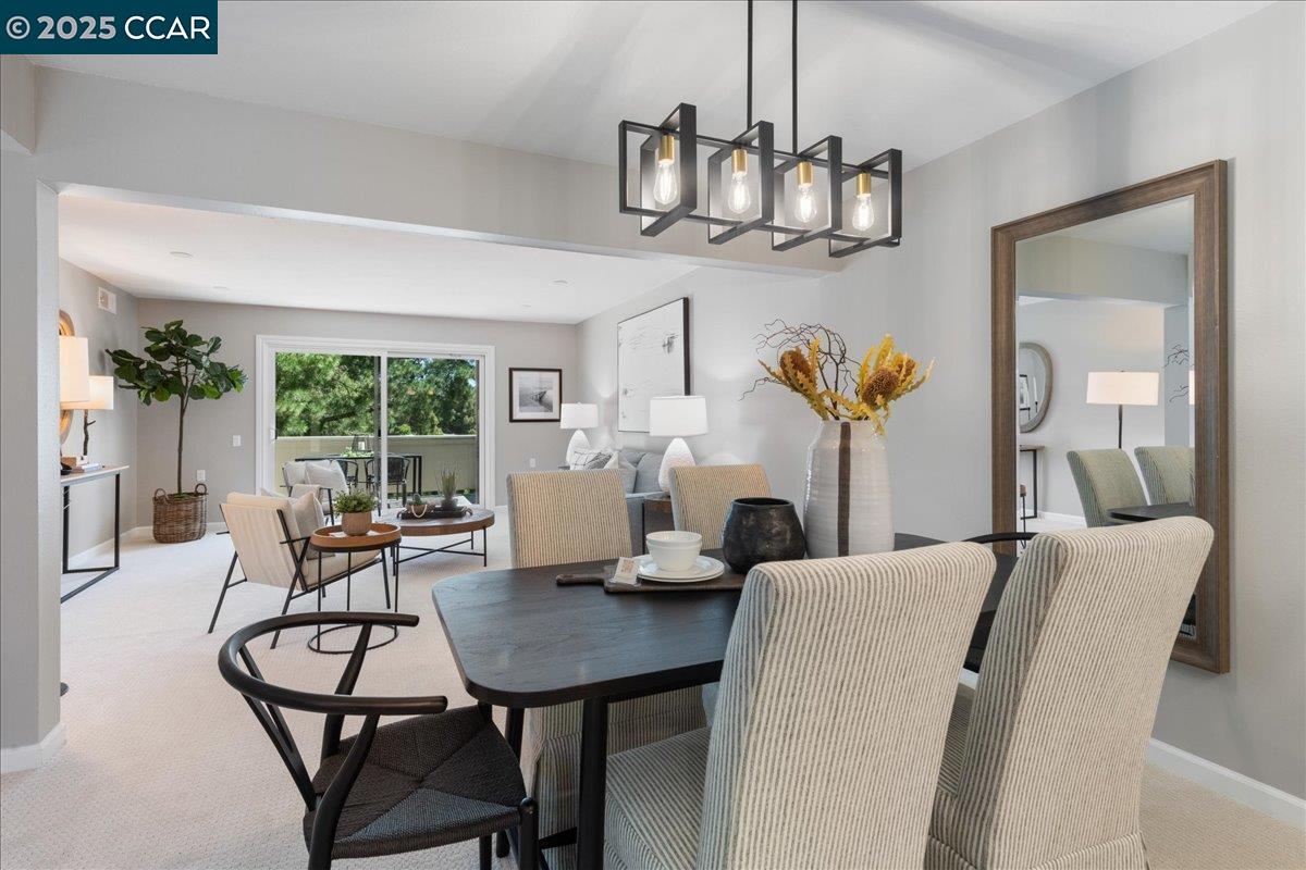 Detail Gallery Image 17 of 38 For 2749 Pine Knoll Dr. #1,  Walnut Creek,  CA 94595 - 2 Beds | 2 Baths