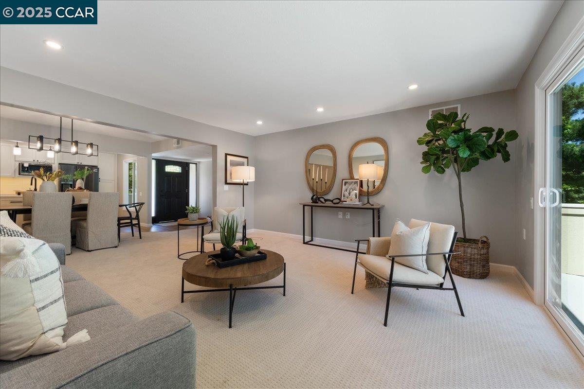 Detail Gallery Image 20 of 38 For 2749 Pine Knoll Dr. #1,  Walnut Creek,  CA 94595 - 2 Beds | 2 Baths