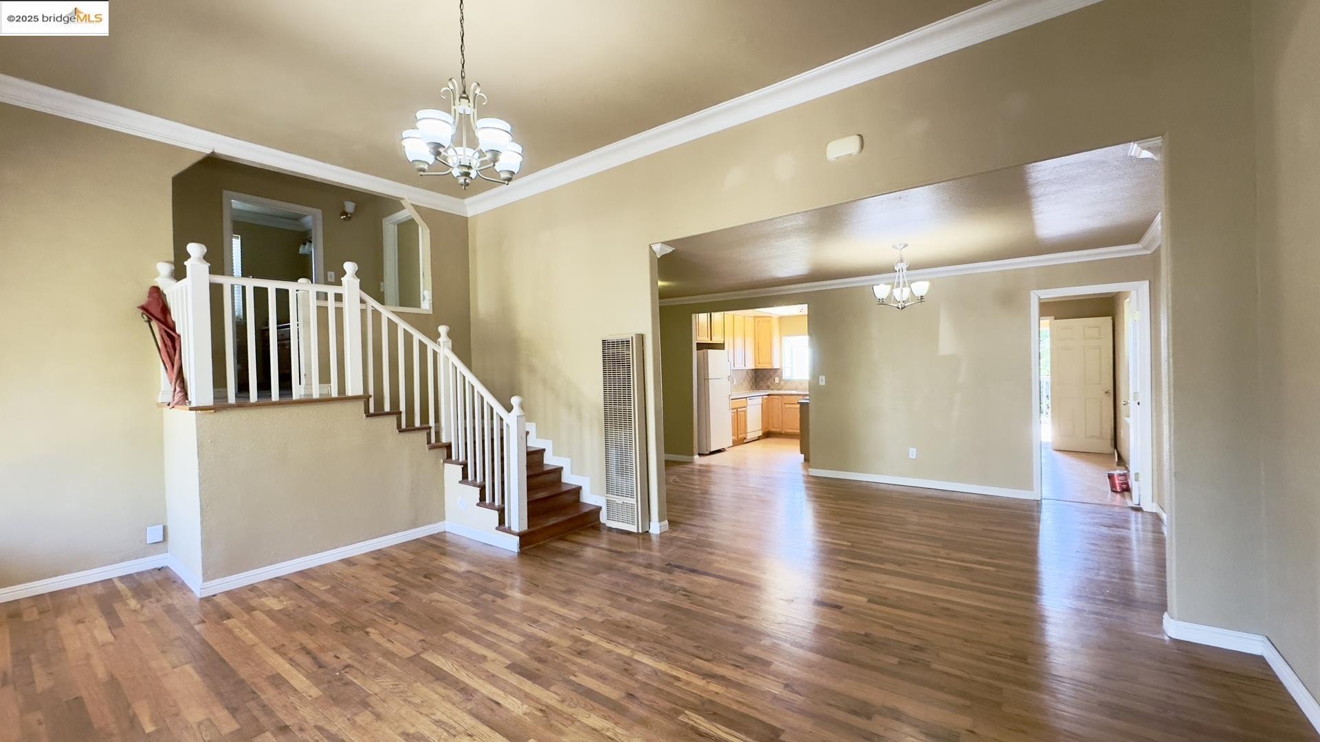 6084 Monterey AVE, Richmond, California 94805, ,Residential Income,For Sale,6084 Monterey AVE,41098670