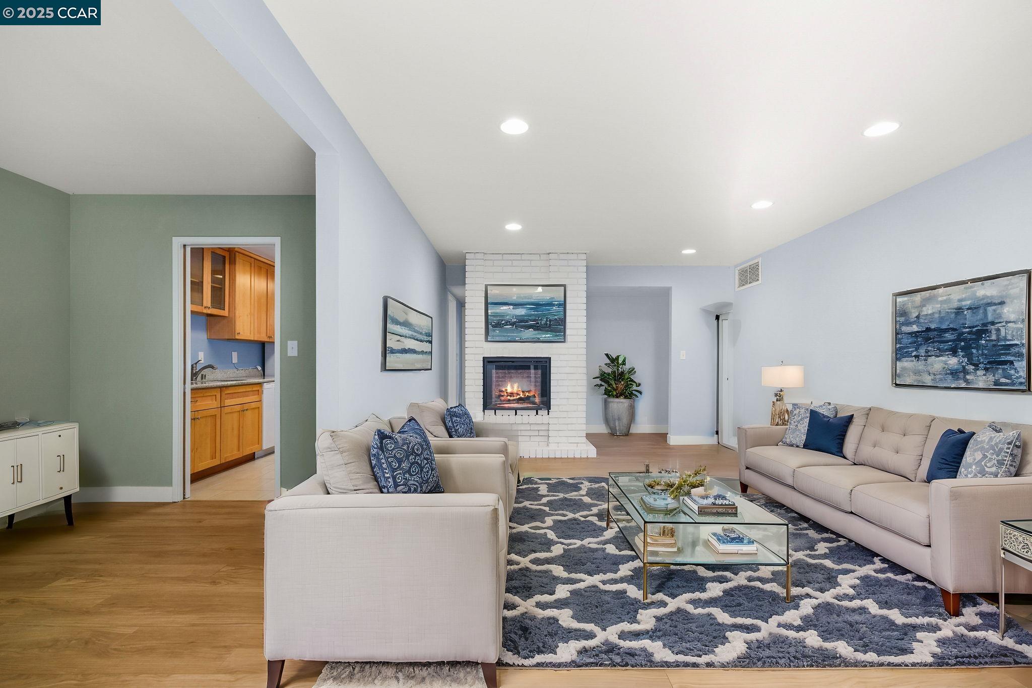 651 Moraga Rd # 13, Moraga, California 94556, 3 Bedrooms Bedrooms, 7 Rooms Rooms,2 BathroomsBathrooms,Residential,For Sale,651 Moraga Rd # 13,41098671