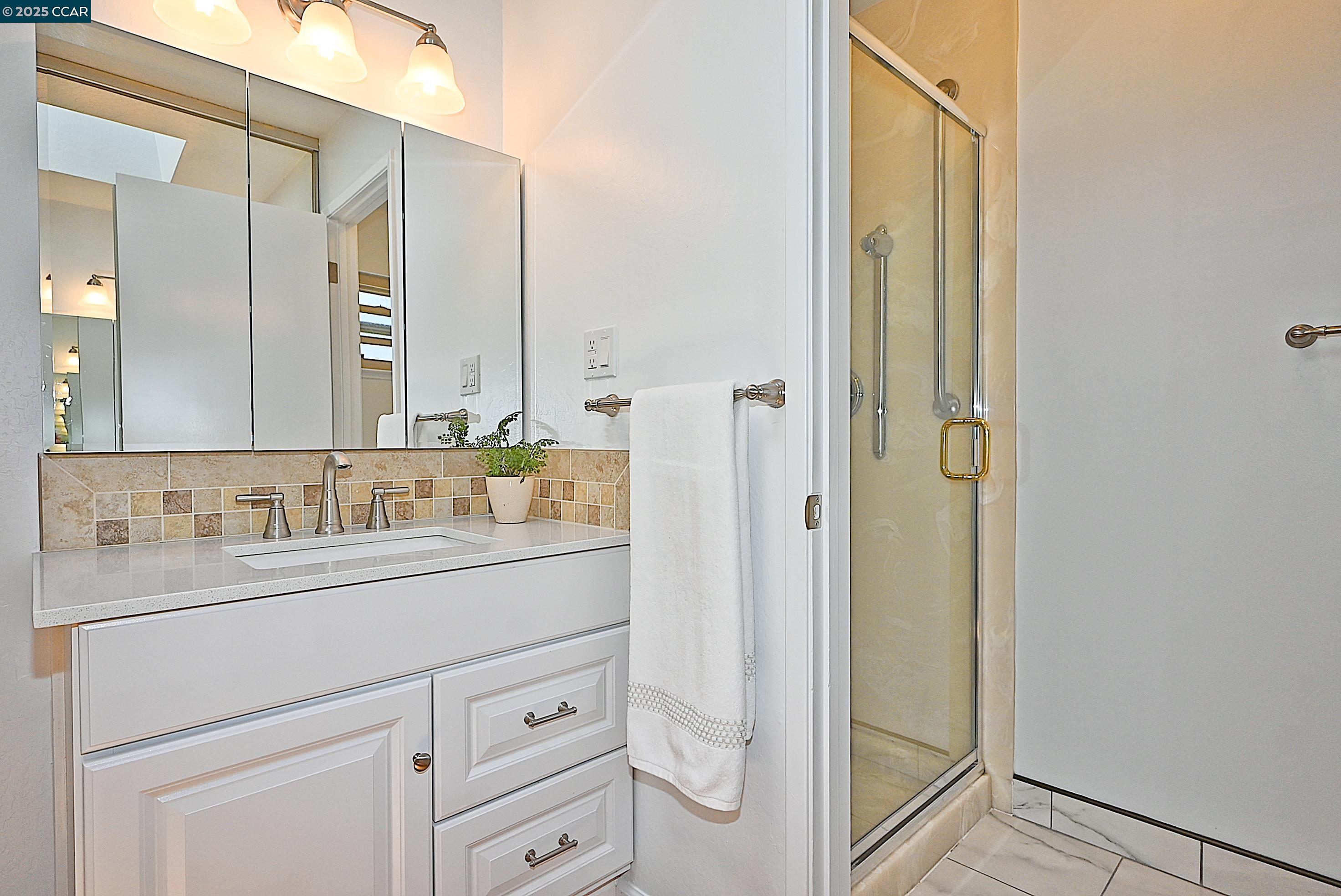 1524 Martindale Dr, Martinez, California 94553, 3 Bedrooms Bedrooms, 8 Rooms Rooms,2 BathroomsBathrooms,Residential,For Sale,1524 Martindale Dr,41098672