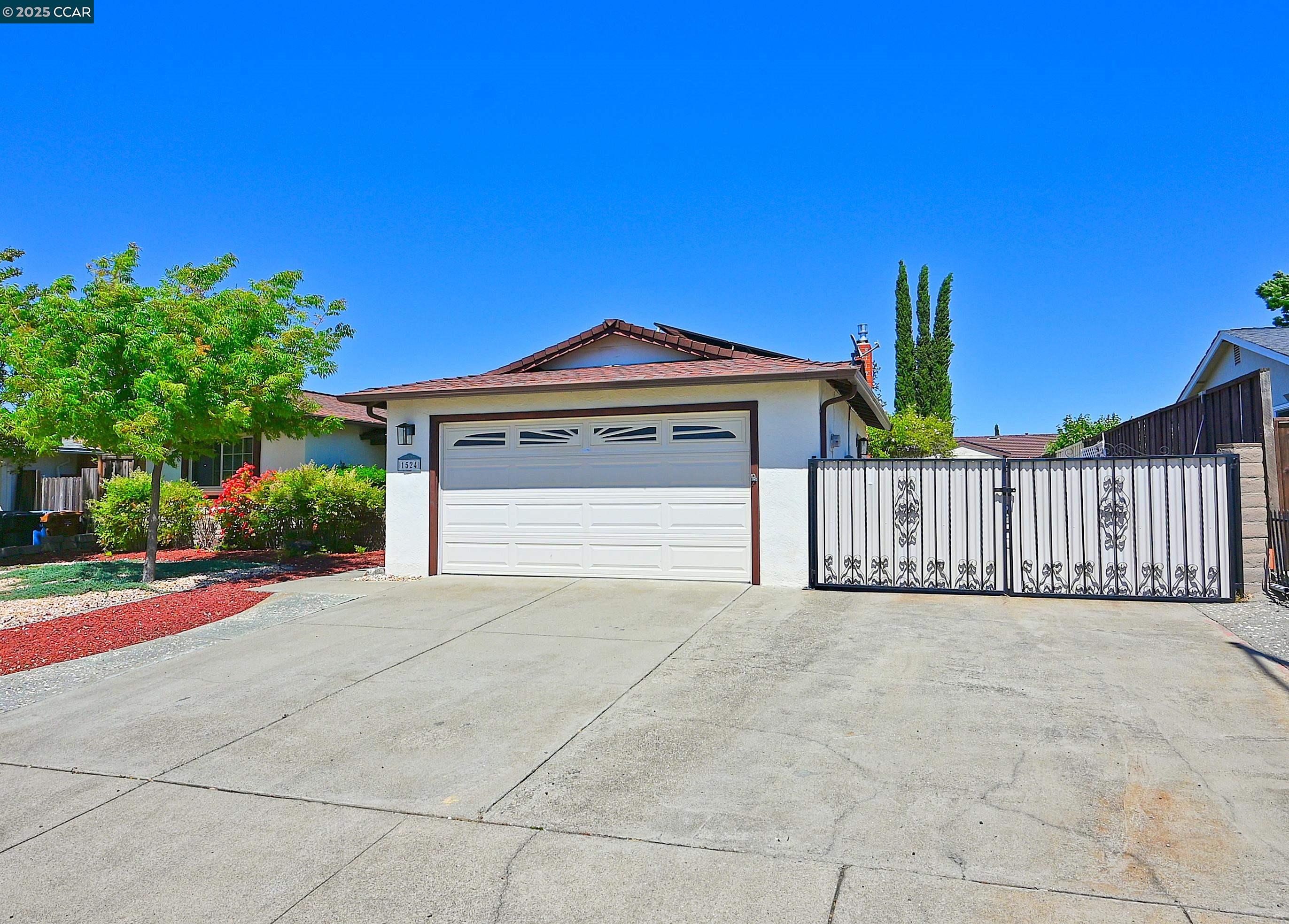 1524 Martindale Dr, Martinez, California 94553, 3 Bedrooms Bedrooms, 8 Rooms Rooms,2 BathroomsBathrooms,Residential,For Sale,1524 Martindale Dr,41098672